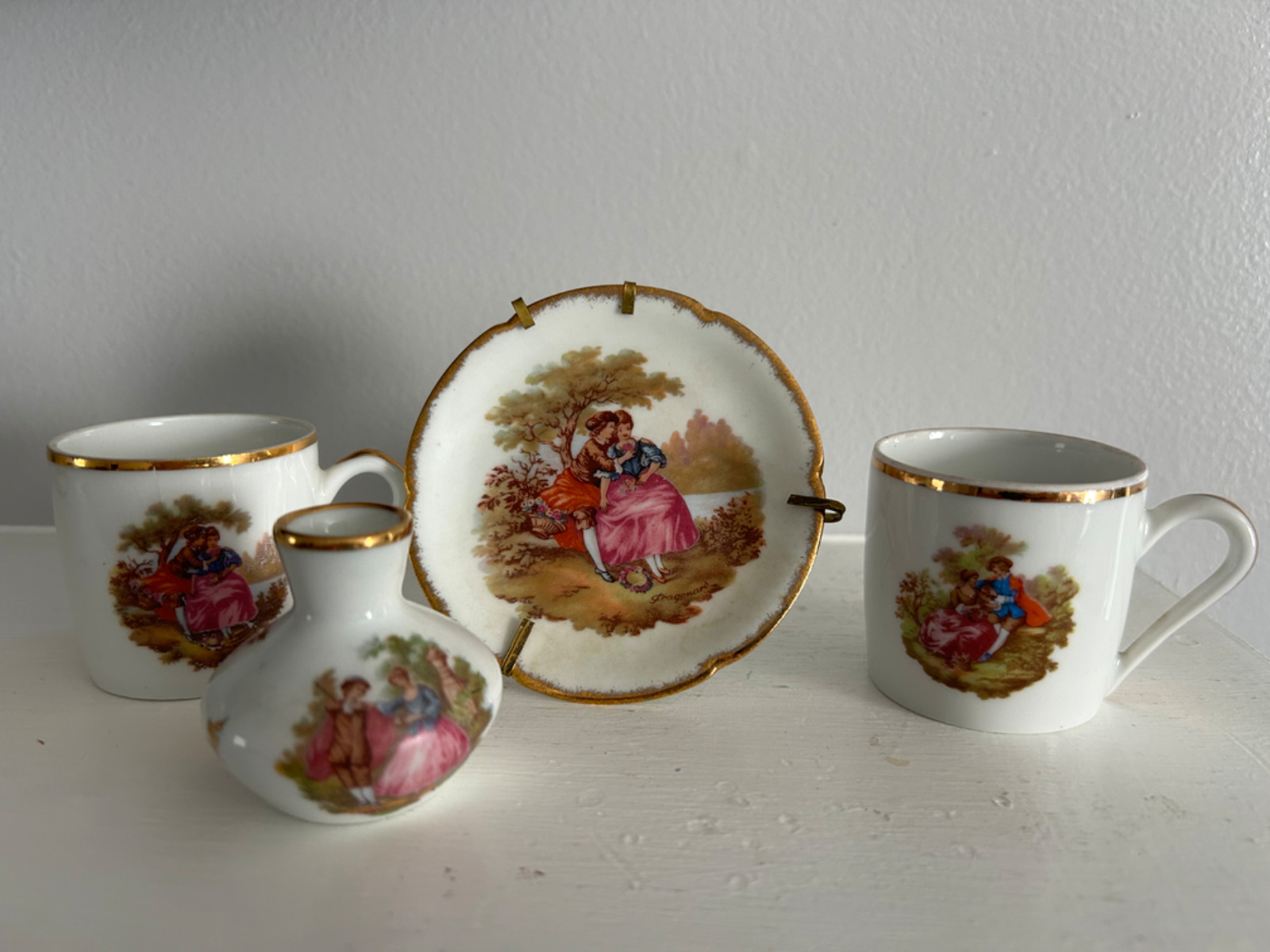Vintage Limoges France 4pc Miniature Plate/2 Cups/Vase with Gold Trim
