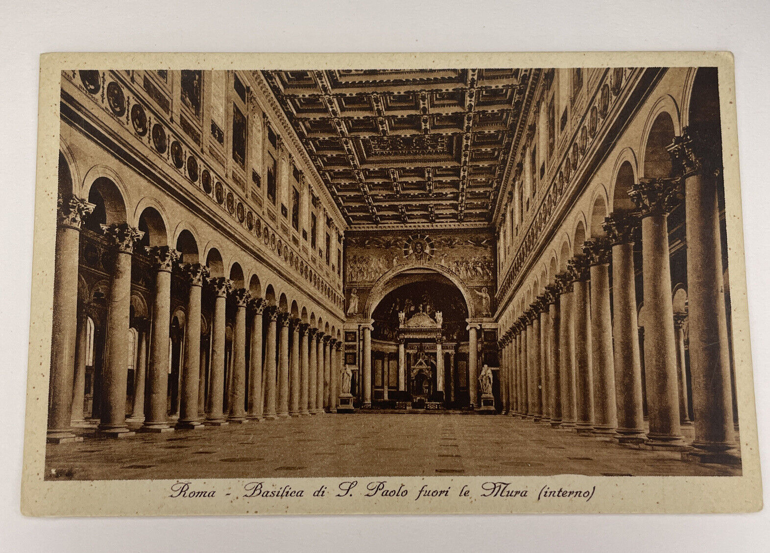 Vintage Roma Basilica di l paolo fuori le mura postcard P2