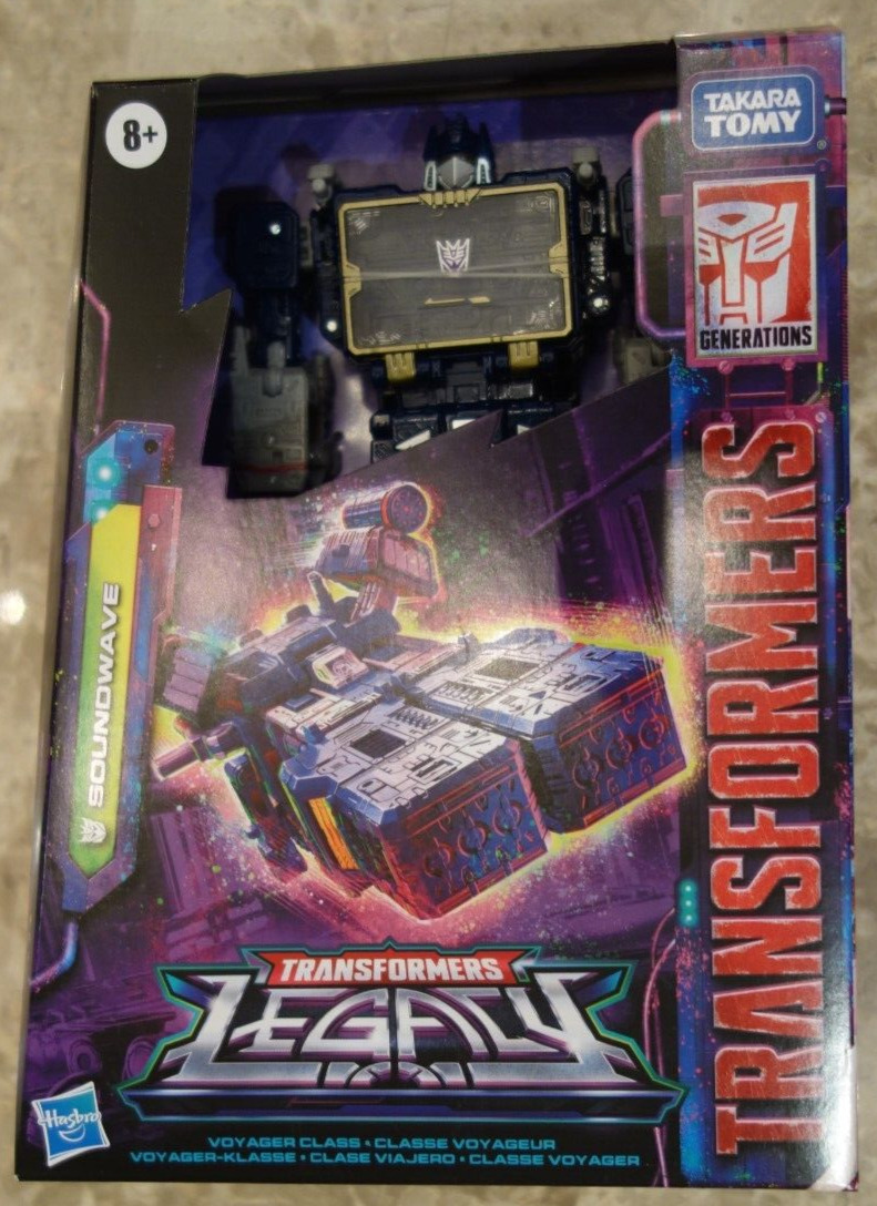 Transformers Legacy Soundwave Hasbro Takara Tomy