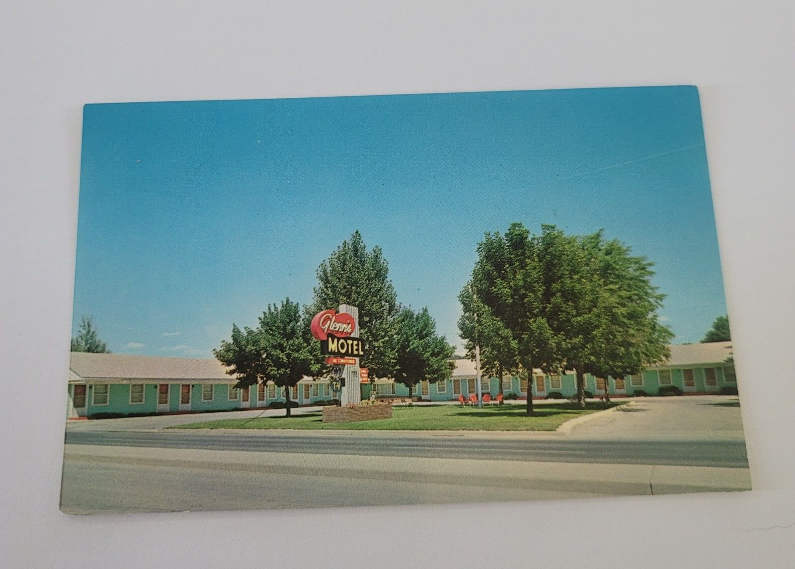 Vintage 1967 Postcard Glenn's Motel Greybull Wyoming