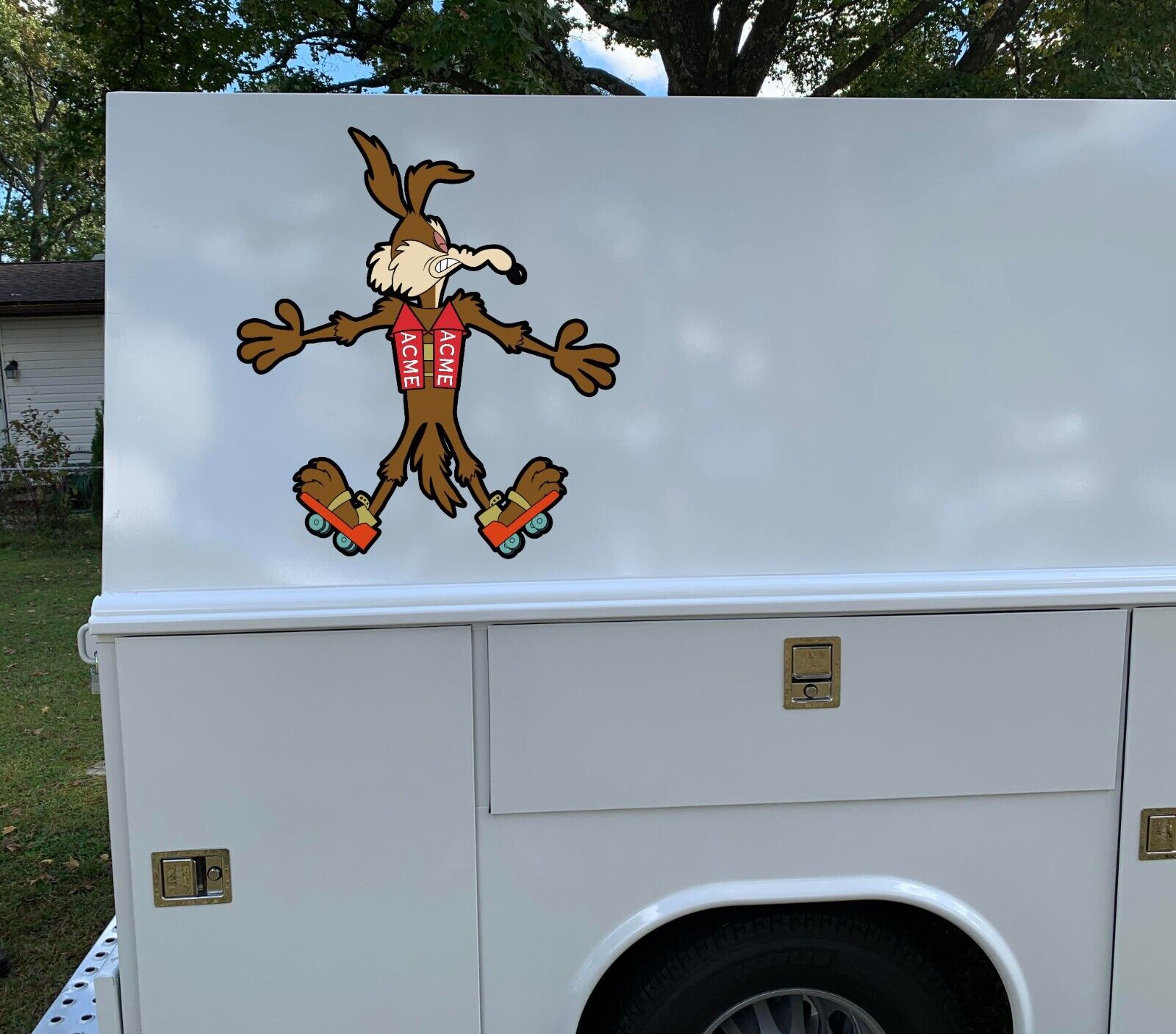 Wile E Coyote Hitting Wall Splat Wiley Vinyl Decal Sticker Wolf Funny Car Decal