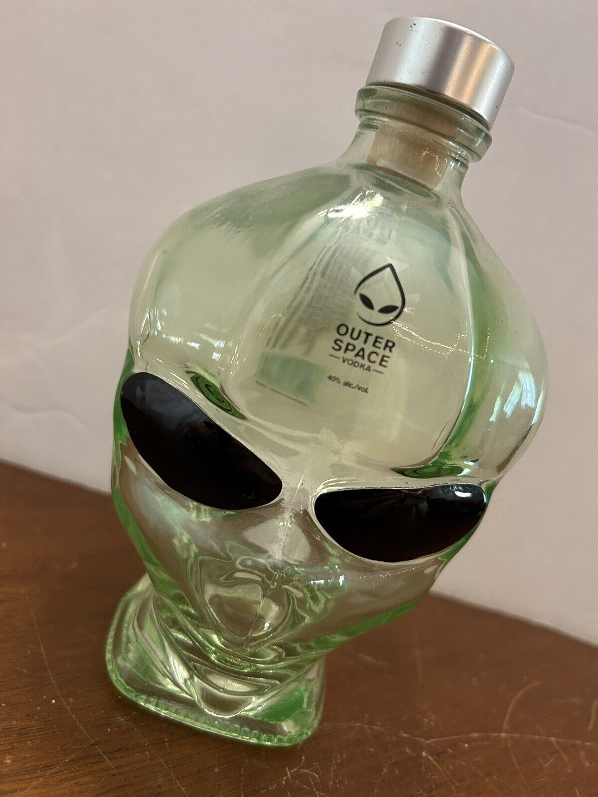 Outer Space Vodka Alien Head Green Glass Bottle 750 ML empty UFO Roswell
