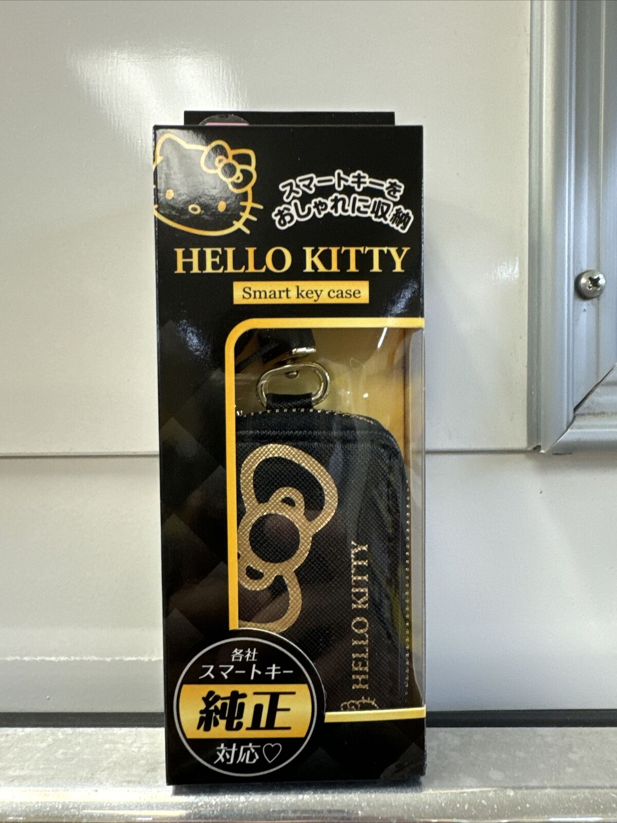 Seiwa (SEIWA) In -car Hello Kitty Key Case KT532 Smart Key PLUS Card Storage ...