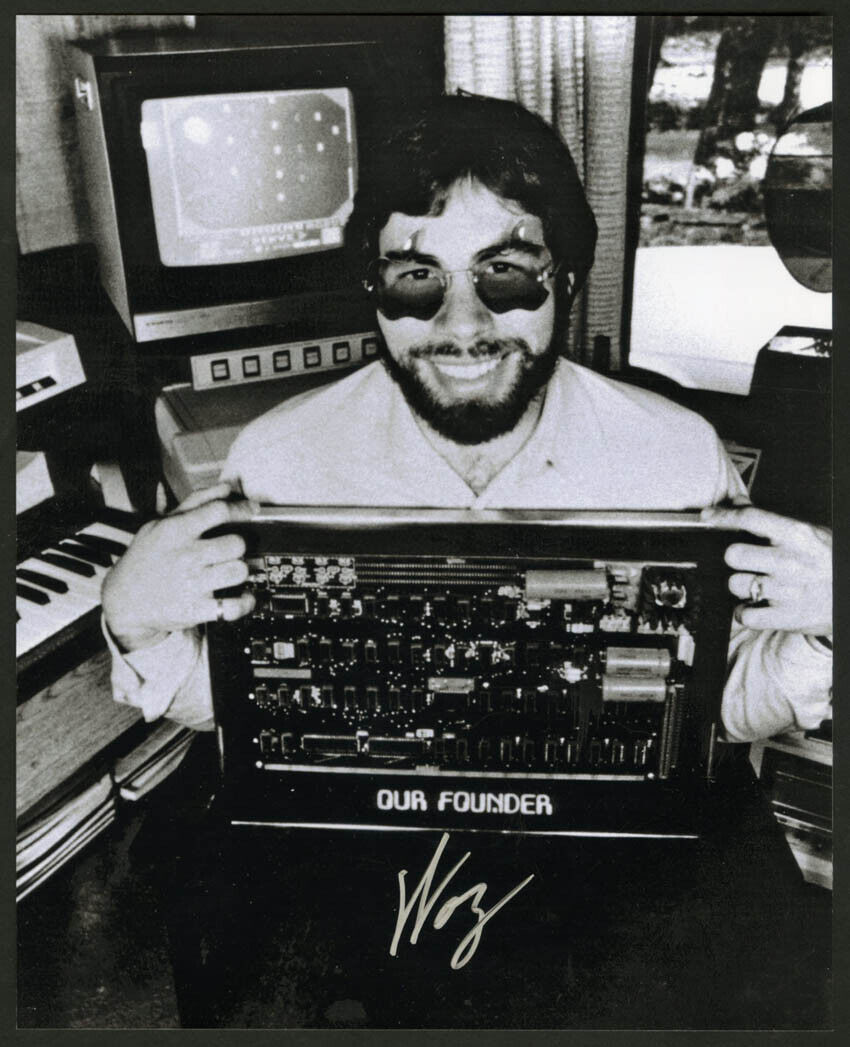 Steve Woz Wozniak SIGNED 8x10 PHOTO Co-Founder APPLE I COMPUTER AUTOGRAPHED RARE