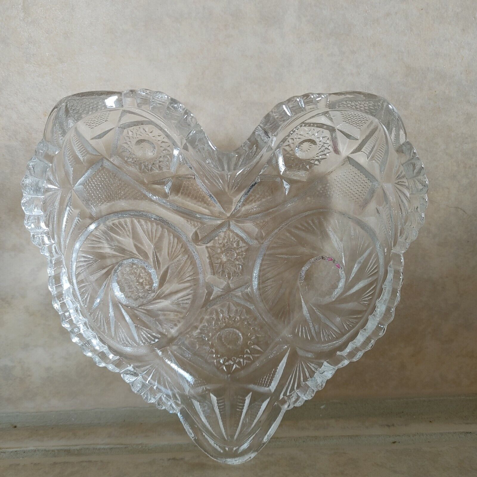 Vintage Heart Pressed Glass Serving Dish Nuts Mint Trinkets Sawtooth