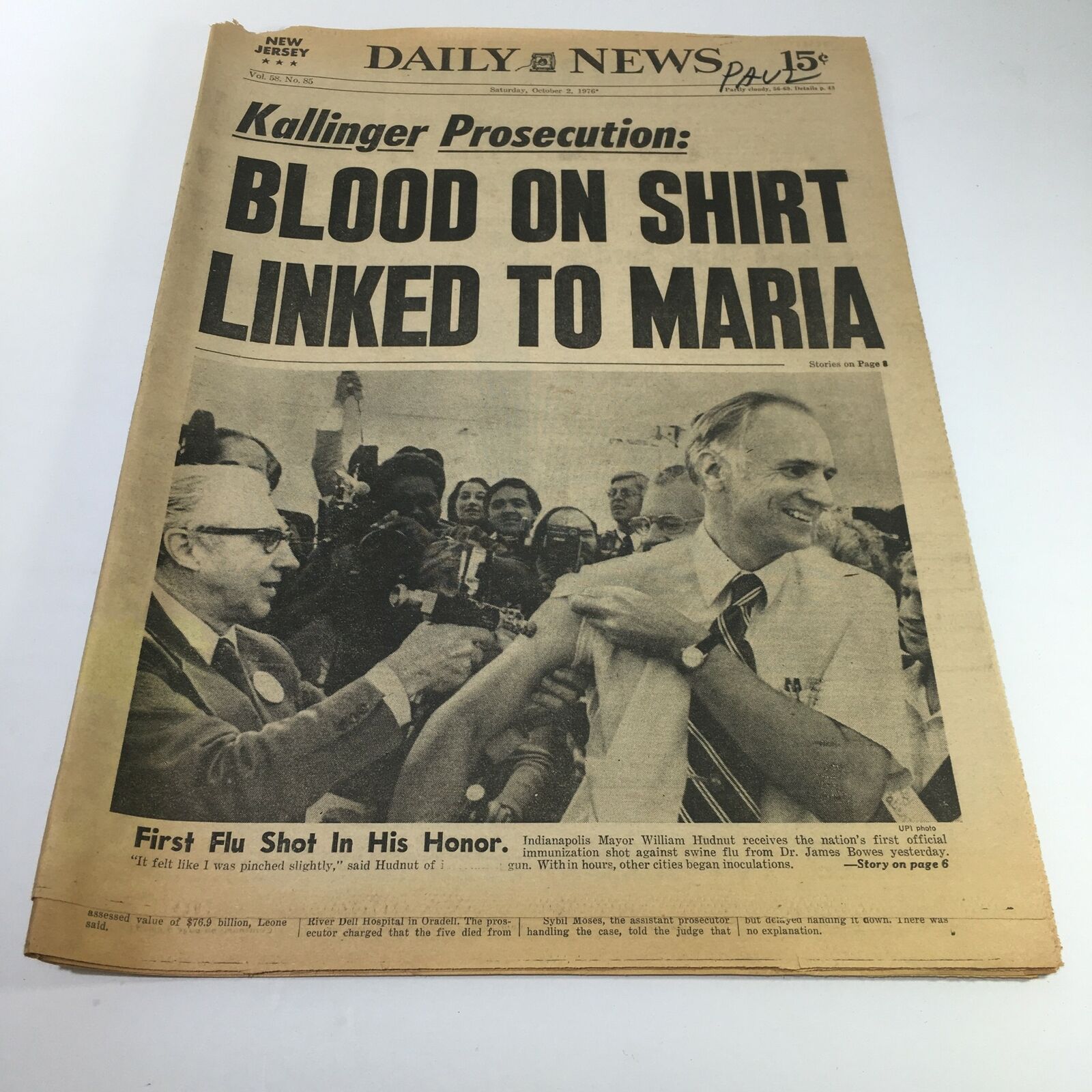 NY Daily News:10/2/76 Blood Shirt Linked 2 Maria;William Hudnut Shot Swine Flu
