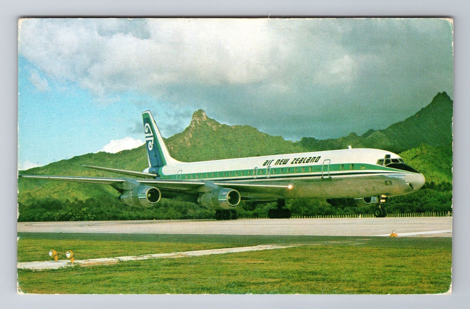 Air New Zealand\'s DC-8, Plane, Transportation Antique Vintage Souvenir Postcard