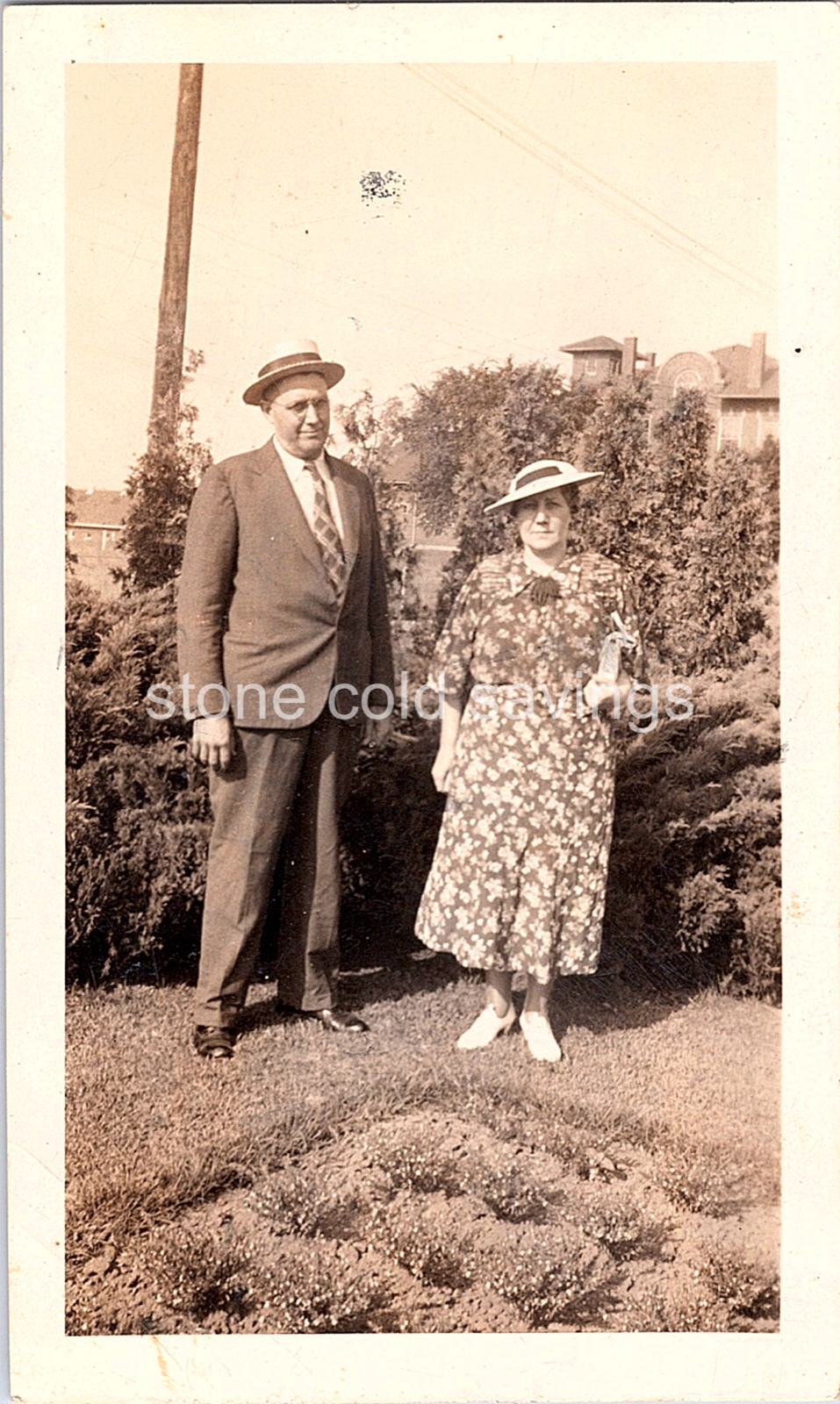 Old B&W Found Photo - 30s 40s - Man & Woman Pose In Garden In Decatur Illinois