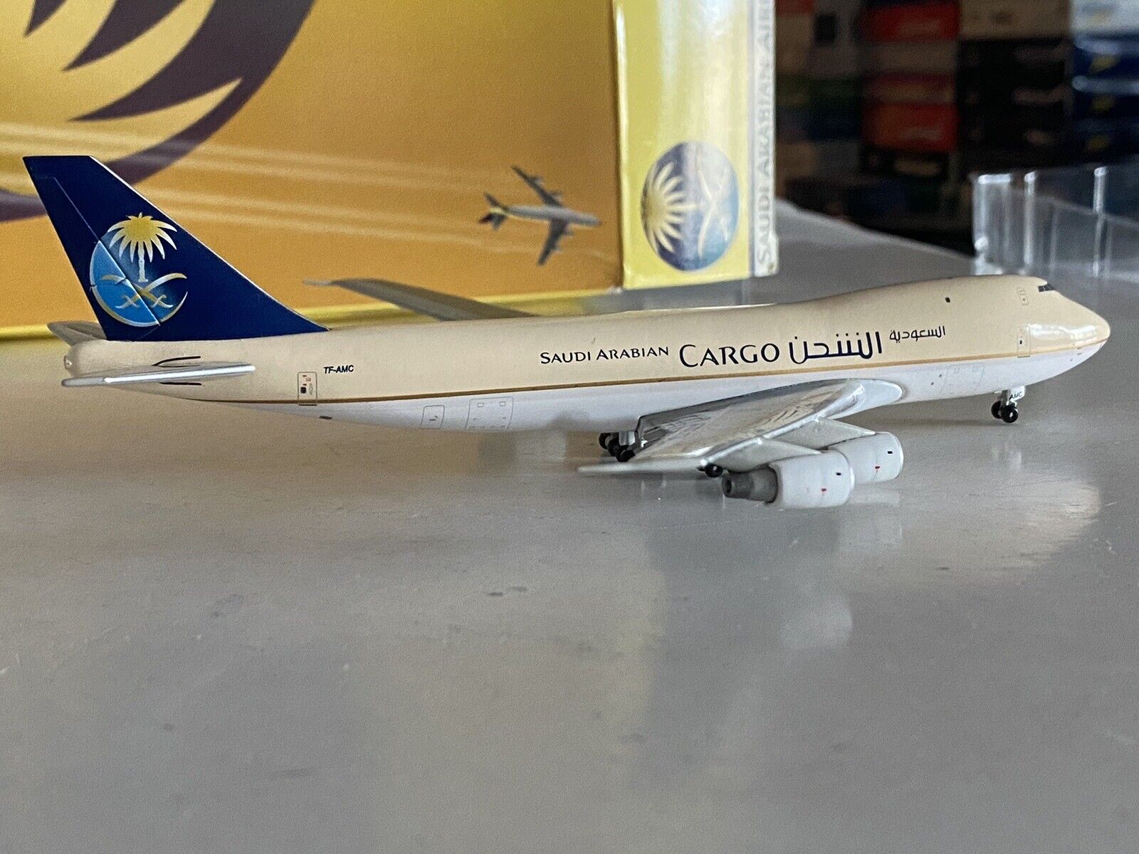 Jet-X Saudi Arabian Airlines Boeing 747-200 1:400 TF-AMC JX472 Cargo