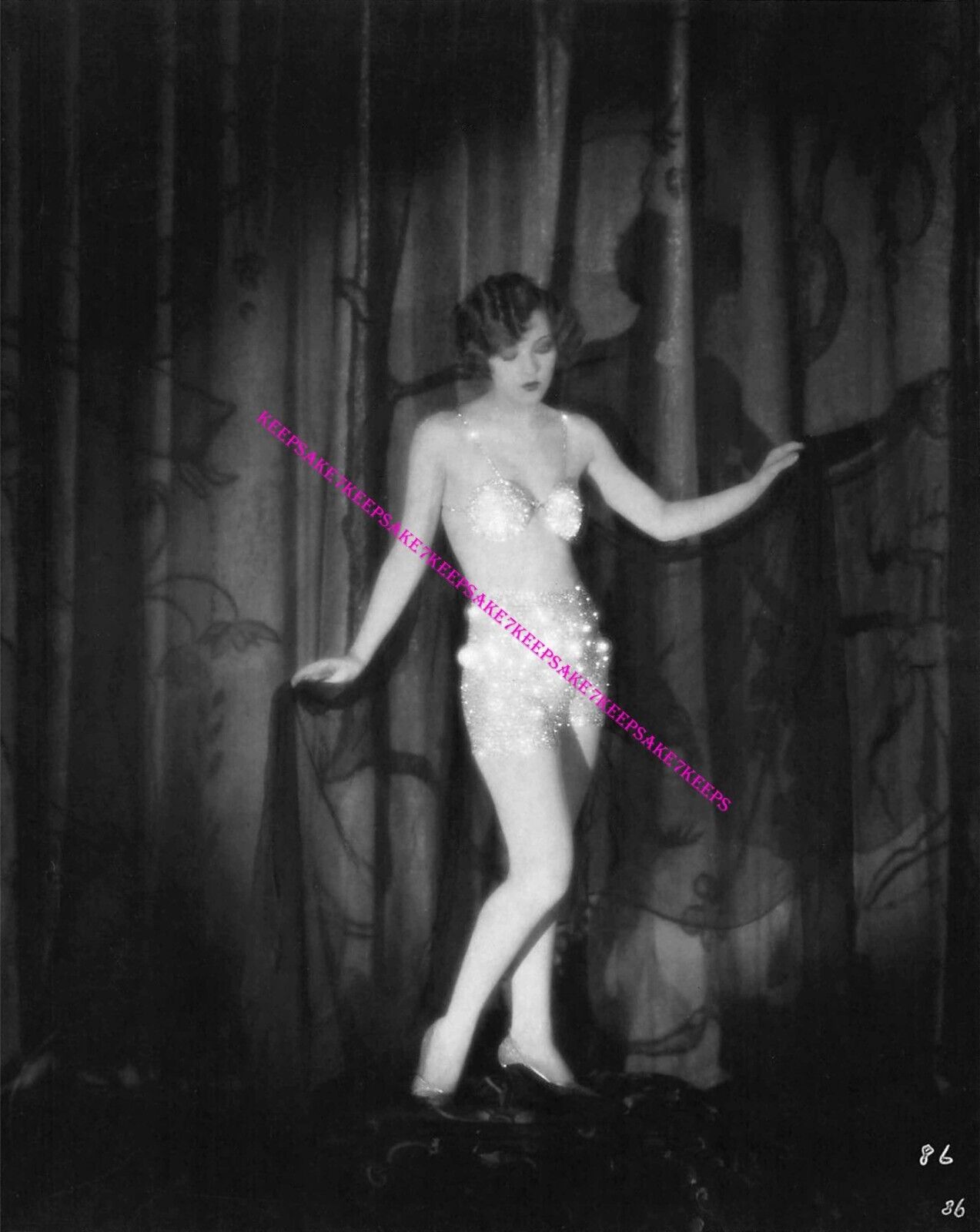 ZIEGFELD GIRL AND ACTRESS DOROTHY MACKAILL RISQUÉ LEGGY 1926 PHOTO A-DMAC2