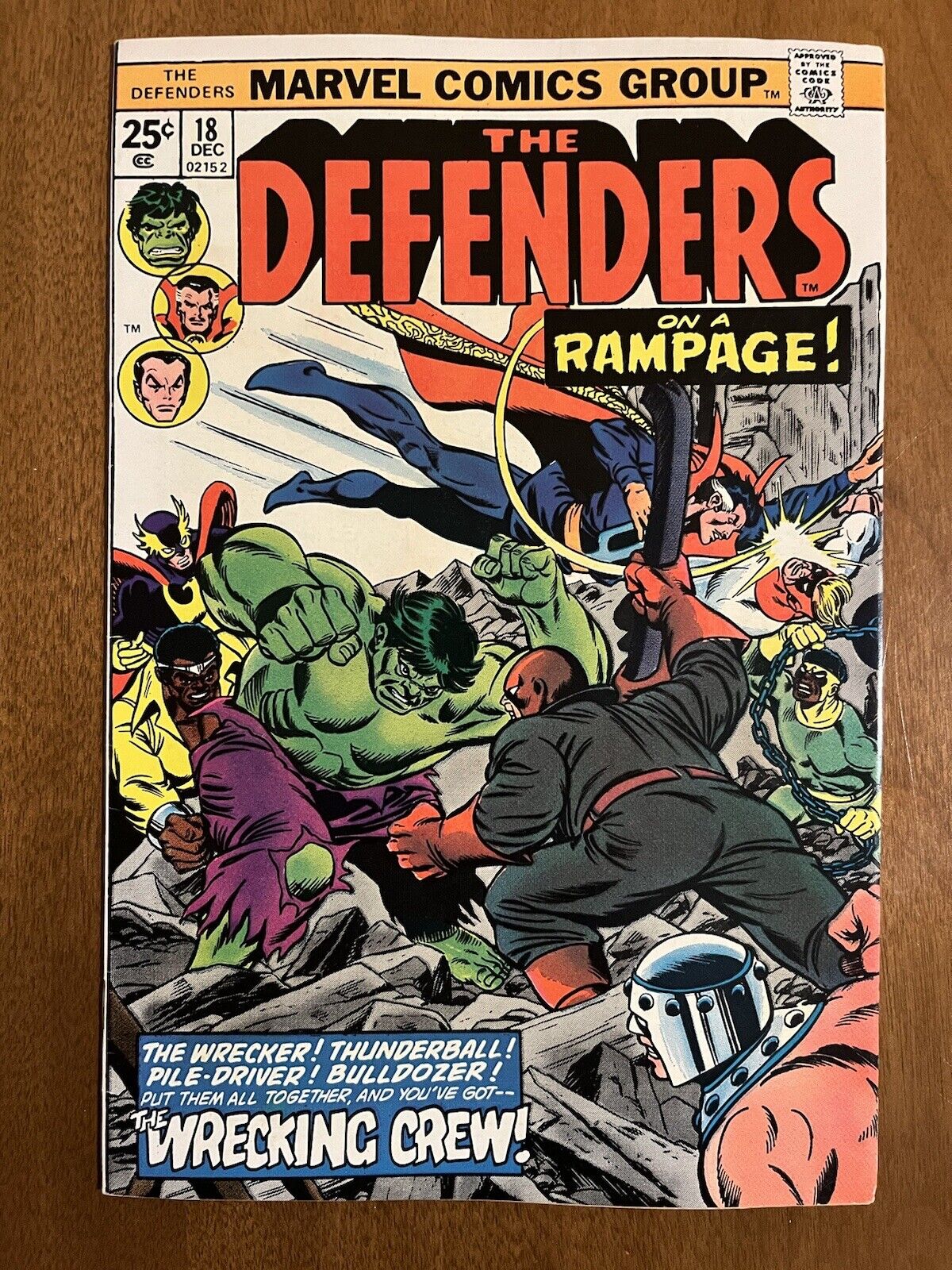 The Defenders #18/Bronze Age Marvel Comic Book/1st Full Wrecking Crew/VF-
