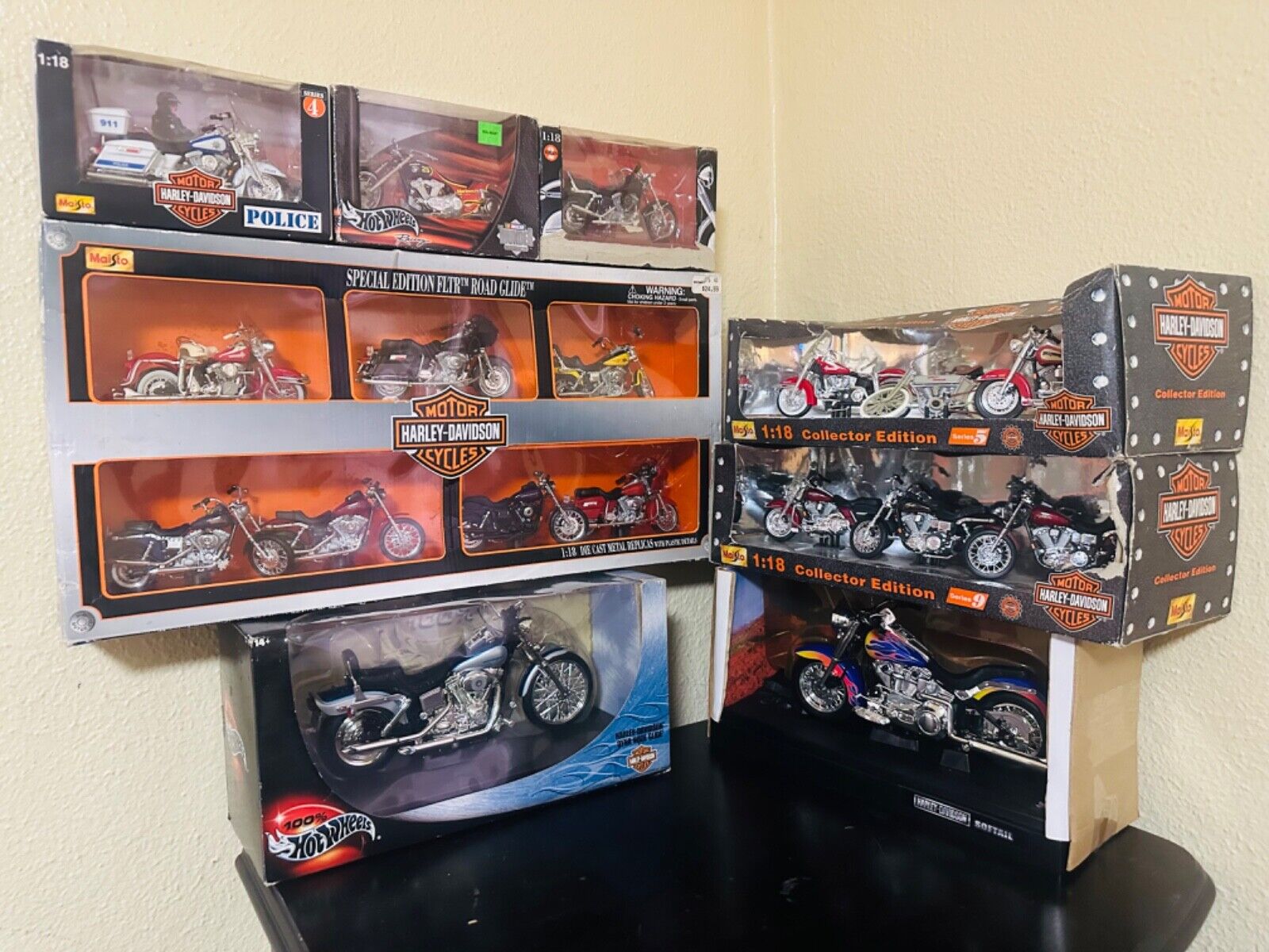 MAISTO HARLEY DAVIDSON COLLECTION 9packs MOTORCYCLE SETS (New) in boxes