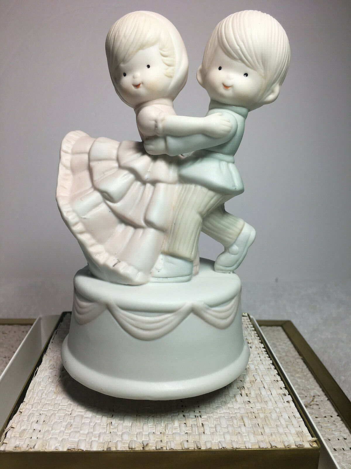 Happy Couple Porcelain Musical Figurine \