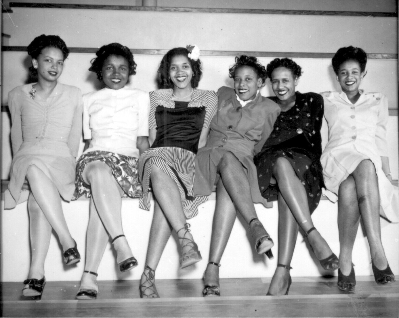 African American Pinup Girls 1940s Bombshells  8 x 10 Photo