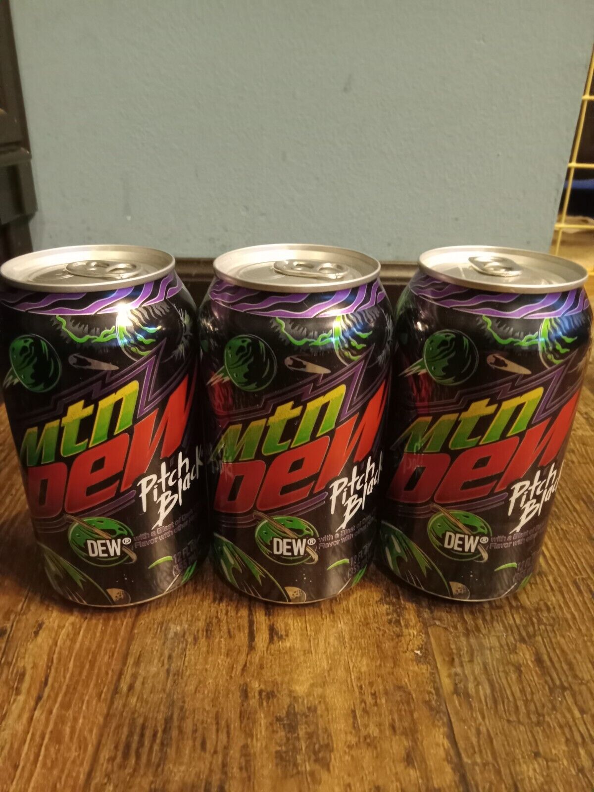 Mountain Dew Pitch Black 3 Cans Limited Edition 2023 Collectors Expired 