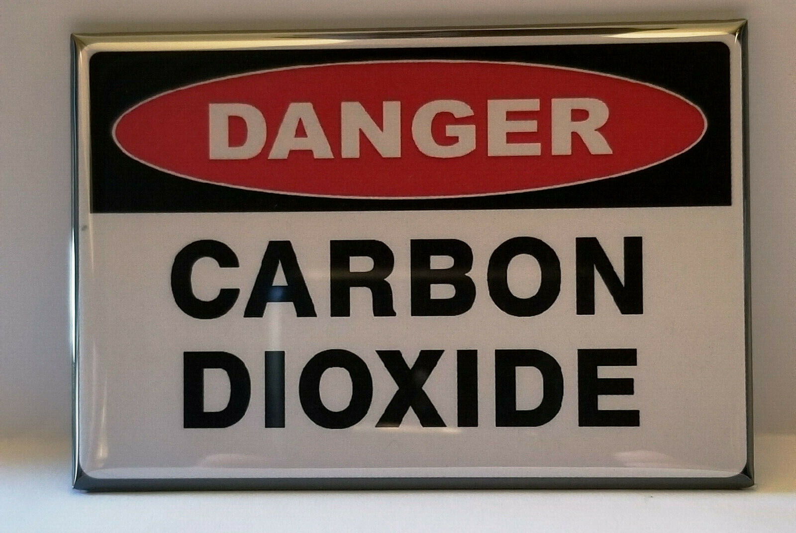 Danger Carbon Dioxide MAGNET 2