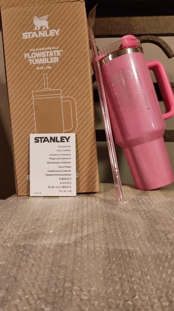 Stanley X Starbucks Winter Pink 40z Tumbler (Target Exlclusive) (Rare)