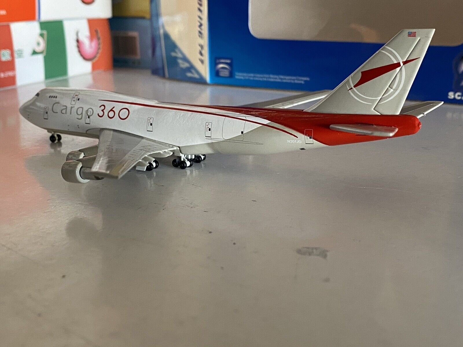 Jet-X Cargo 360 Boeing 747-300 1:400 N301JD JX478
