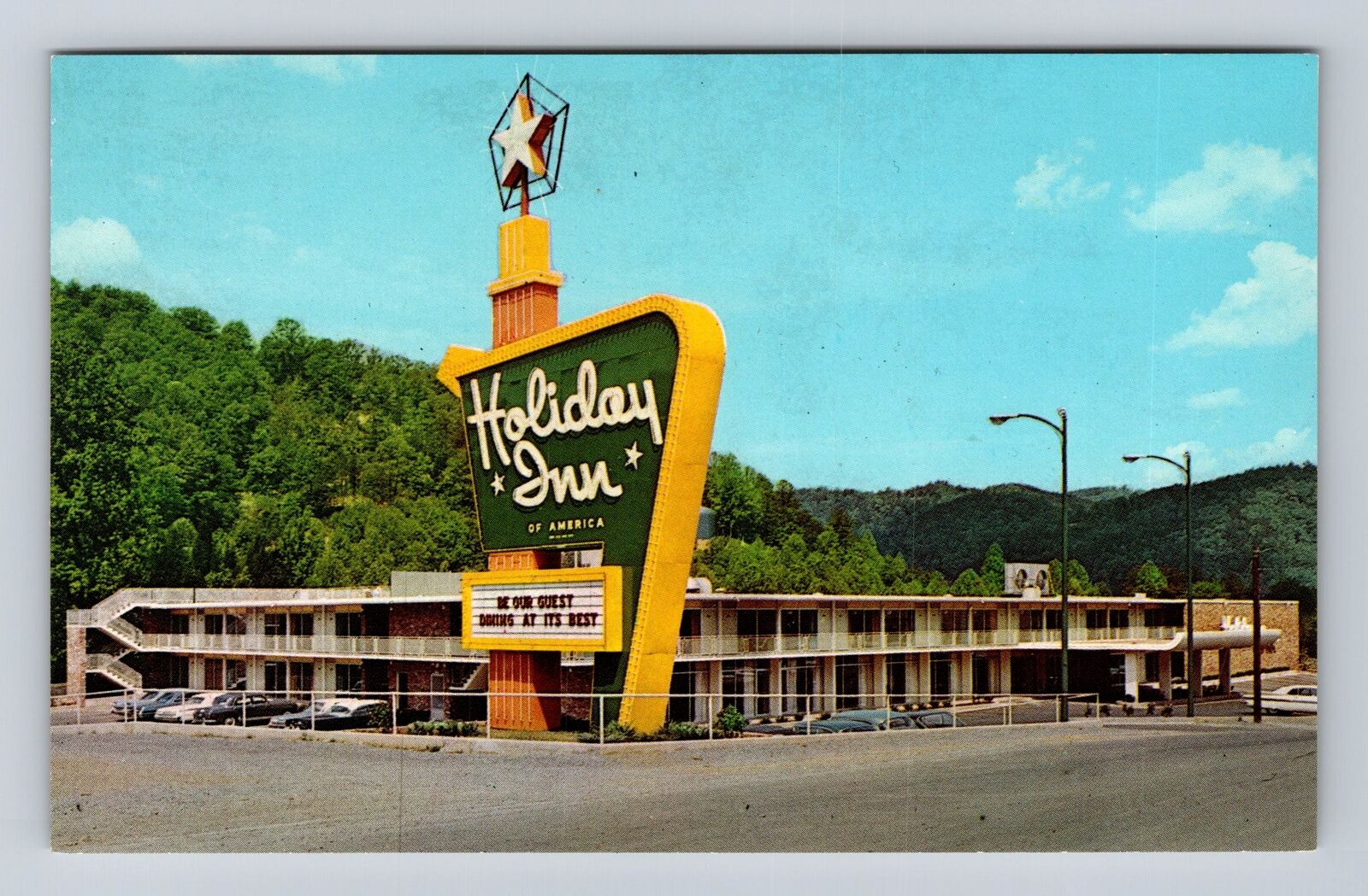 Gatlinburg TN-Tennessee, Holiday Inn Advertising, Vintage Souvenir Postcard