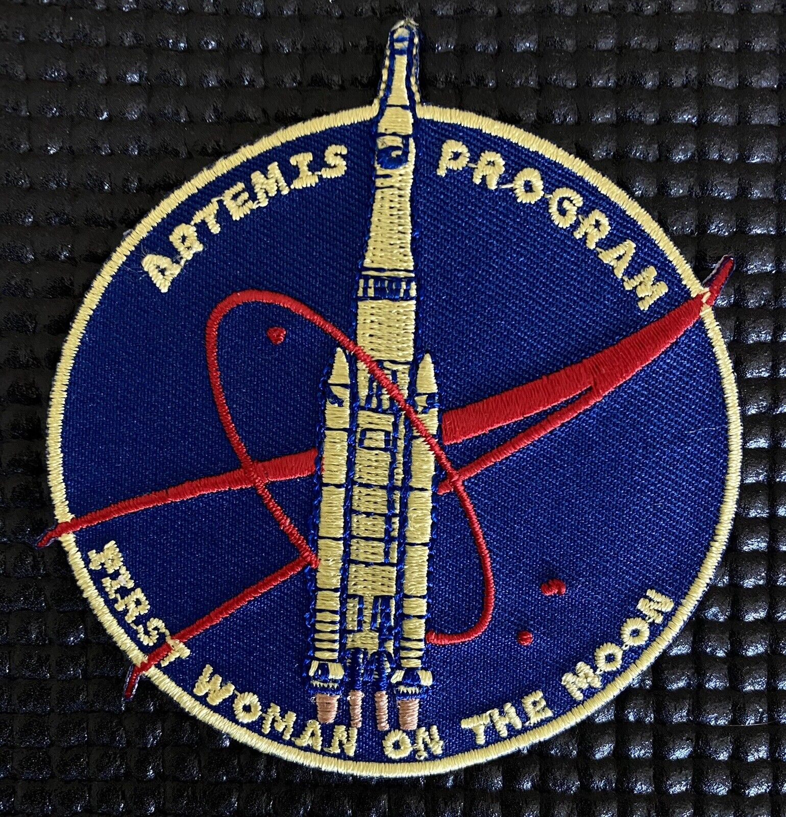NASA ARTEMIS PROGRAM 2024 FIRST WOMAN ON MOON - ASTRONAUT MISSION PATCH - 3.5”