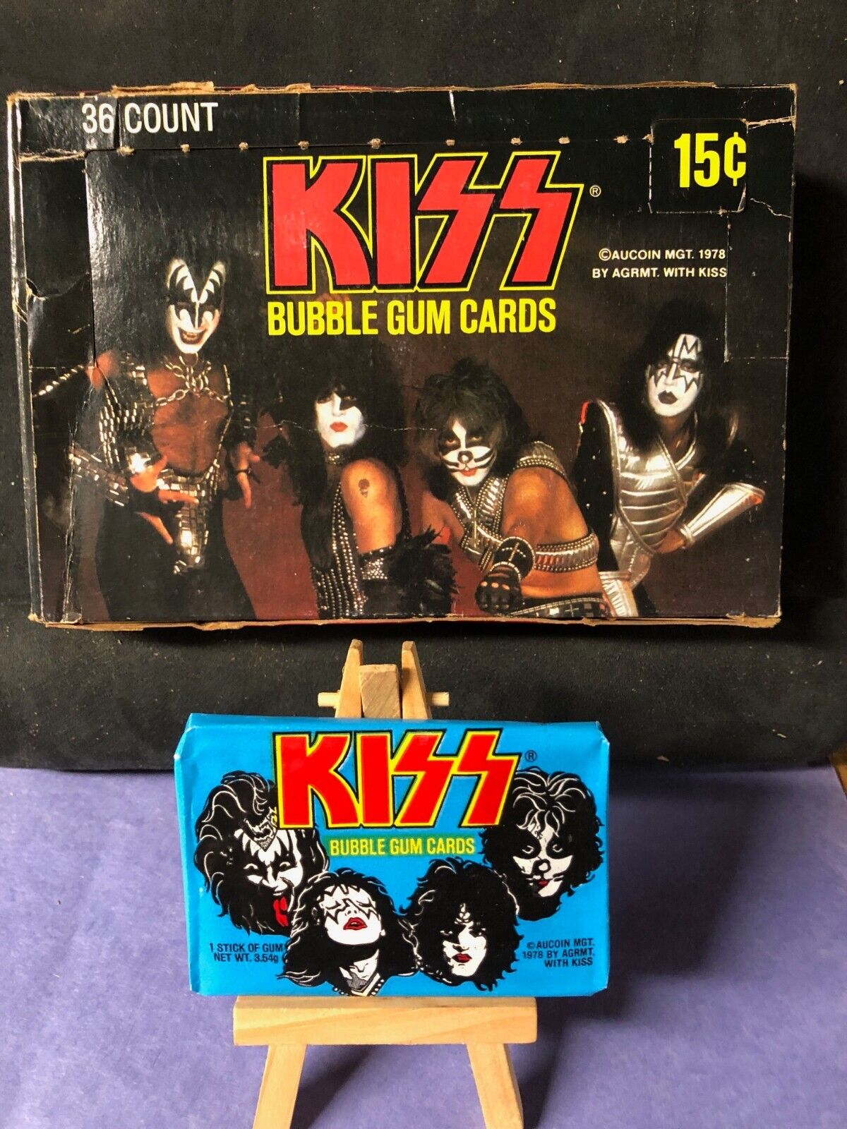 Vintage KISS trading cards wax pack - Sealed