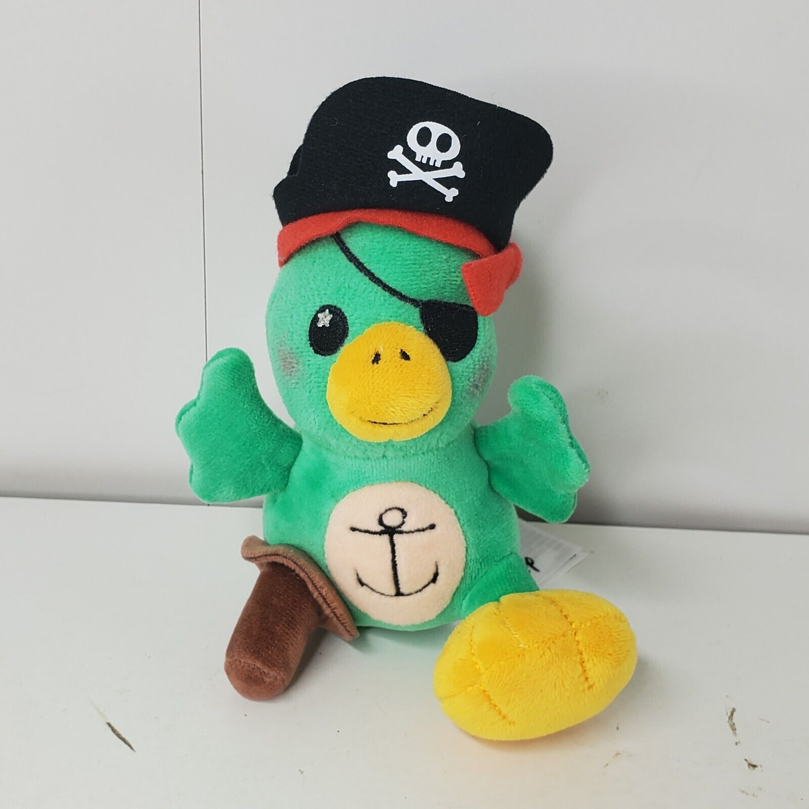 Disney Parks Wishables Pirates Of The Caribbean Pirate Cotton's Parrot Plush