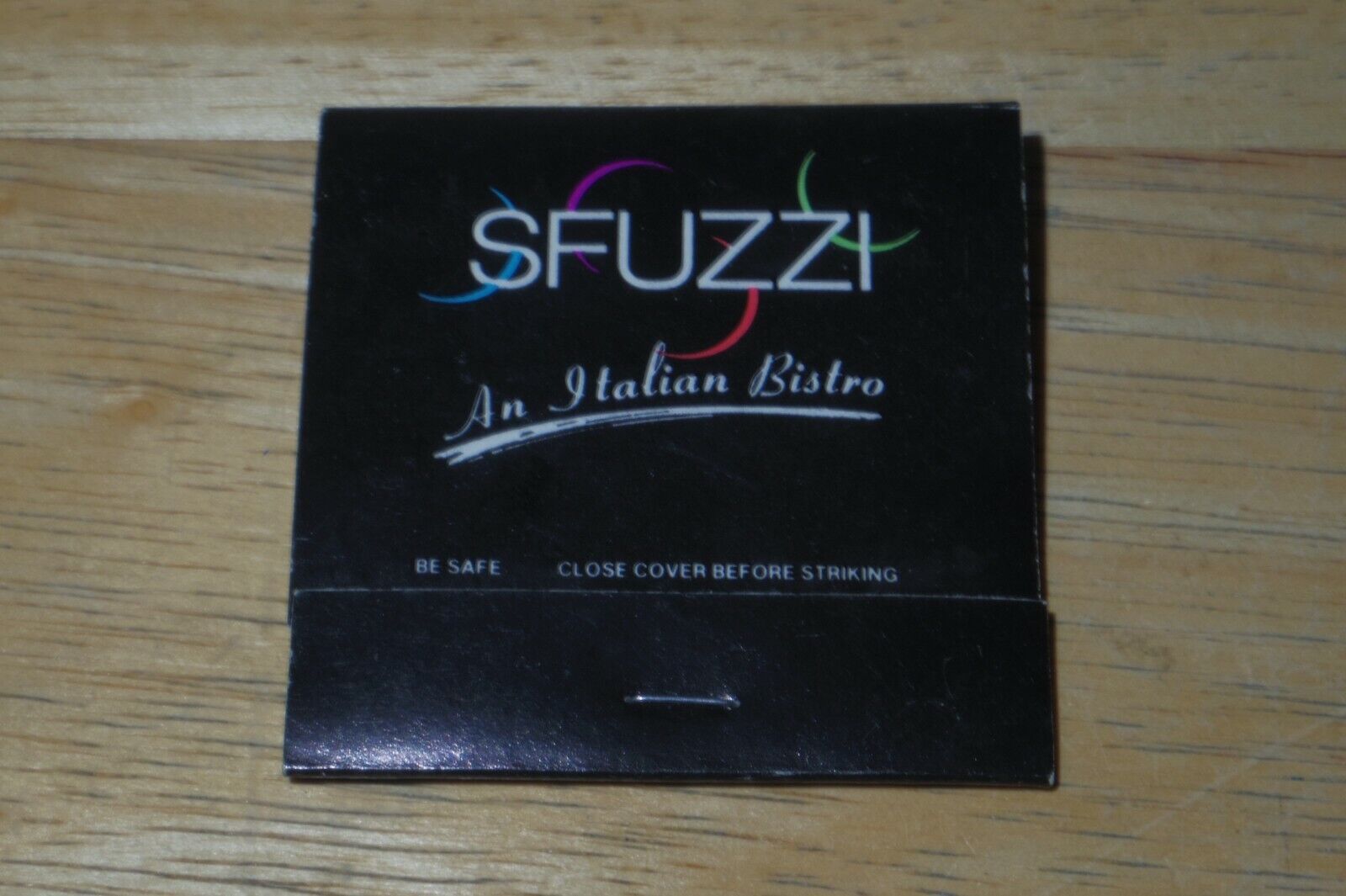 Vintage Sfuzzi An Italian Bistro Restaurant Matchbook Unstruck Full Black White