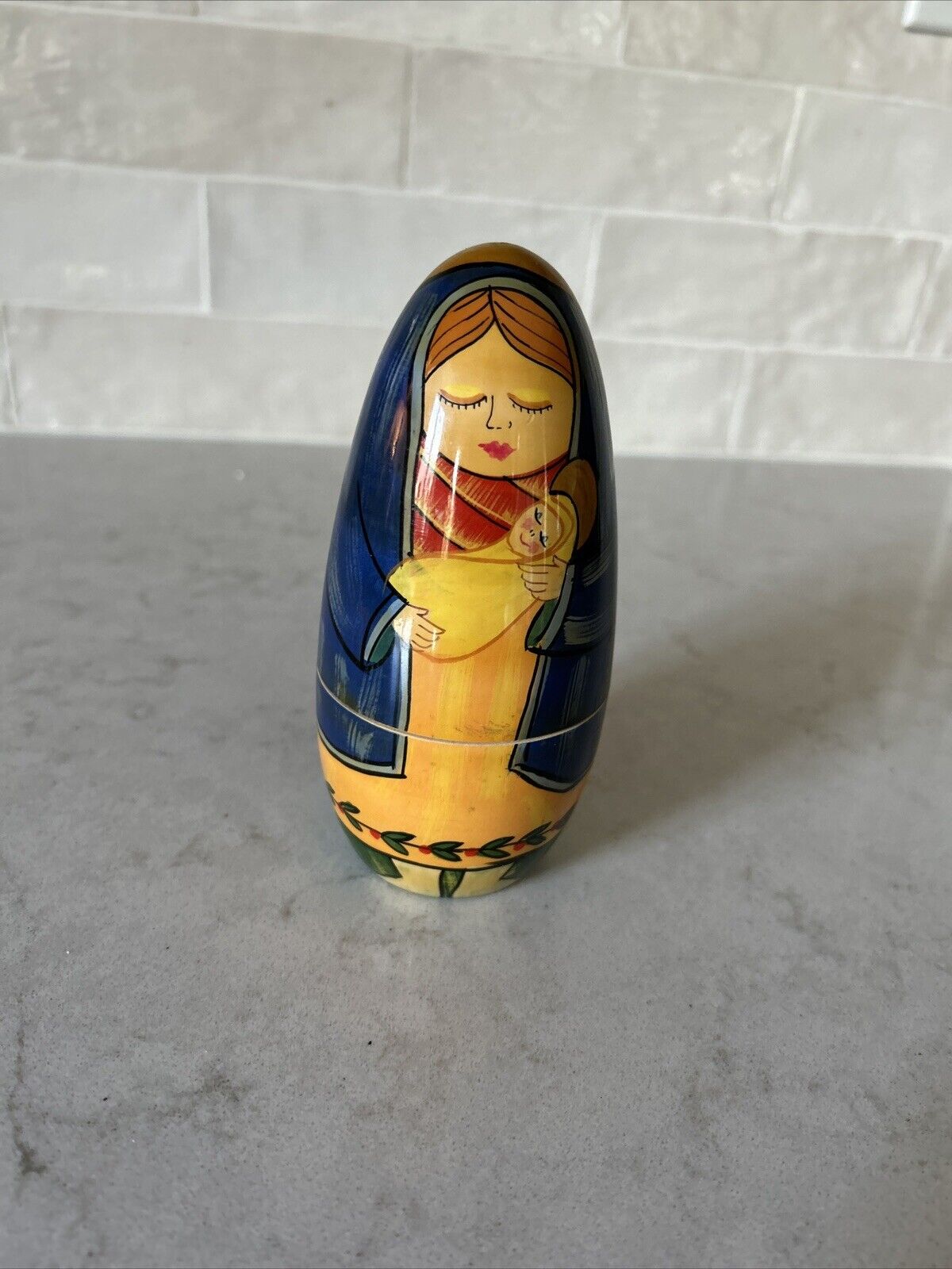Vintage Christmas Nativity Wooden Nesting Doll 5 Piece Hand Painted