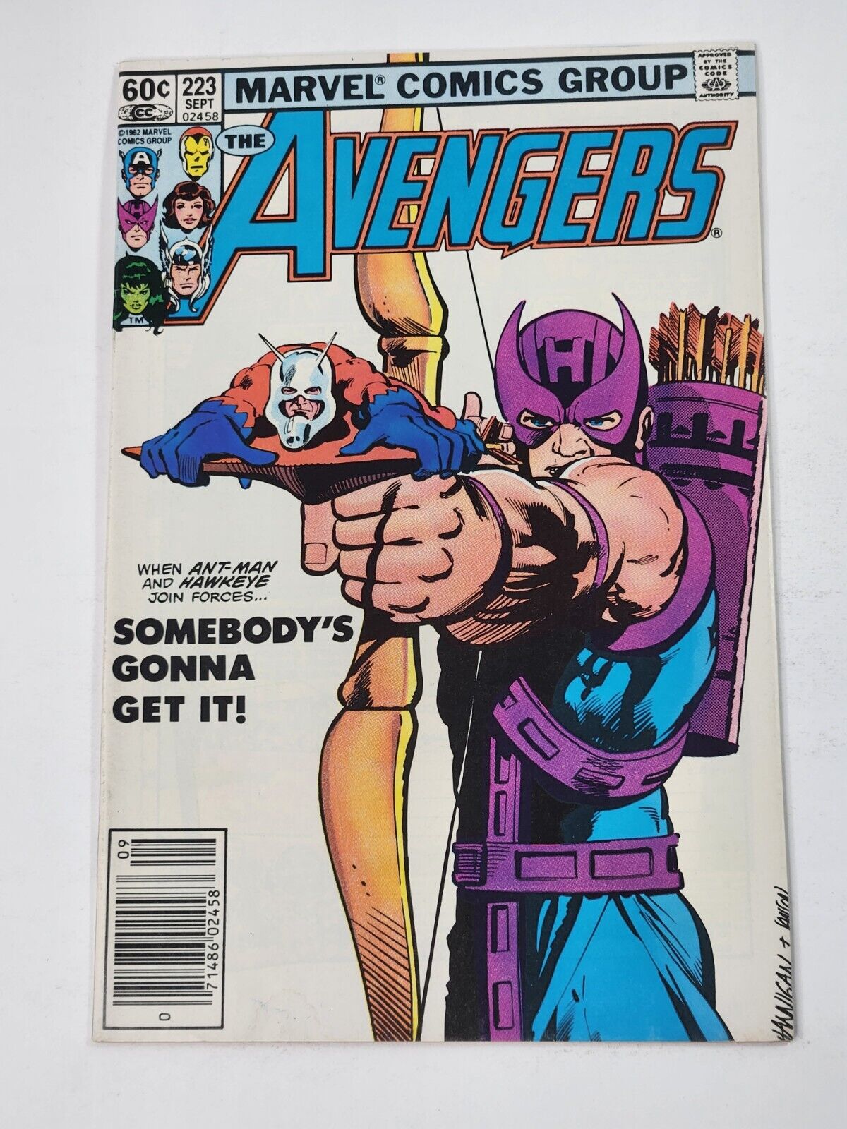 Avengers 223 NEWSSTAND Classic Ed Hannigan Cover Marvel Comics Bronze Age 1982