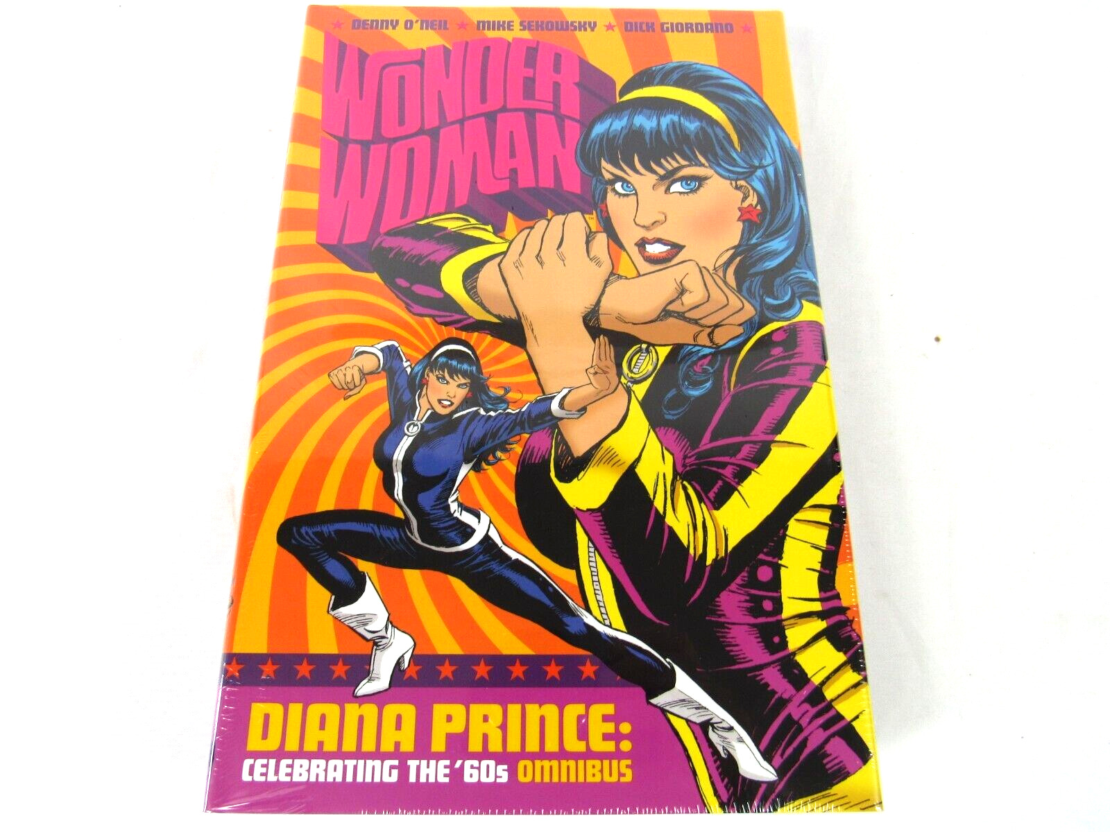 Wonder Woman Diana Prince Celebrating The 60s Omnibus DC Comic Book Collection