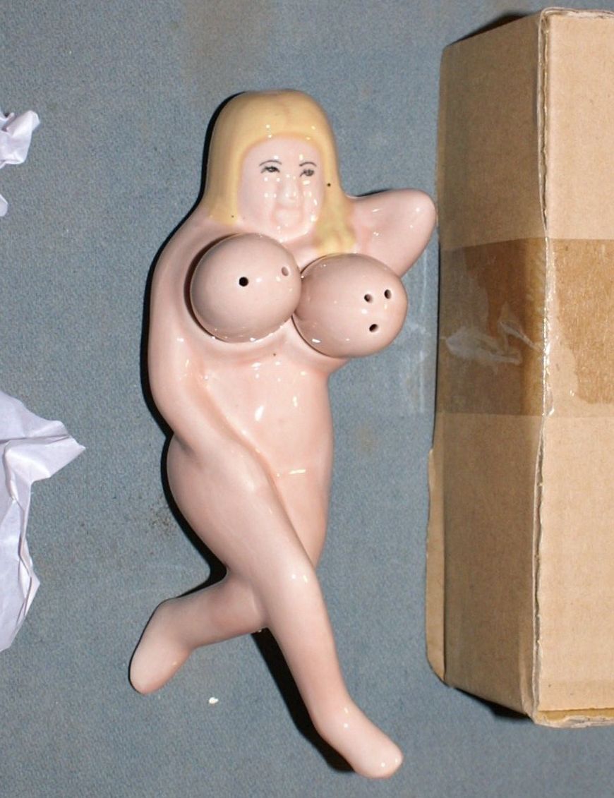 Vintage Nude Lady Woman SALT & PEPPER Shakers Nashville Dolly Naked Nudie 