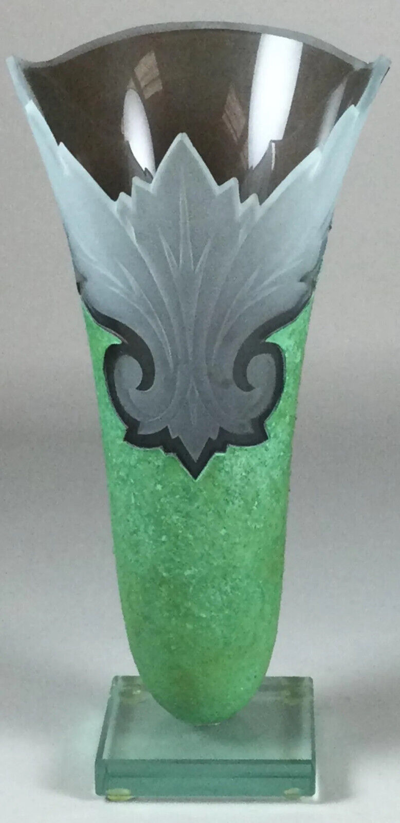 Gunter Lune Glass Vase