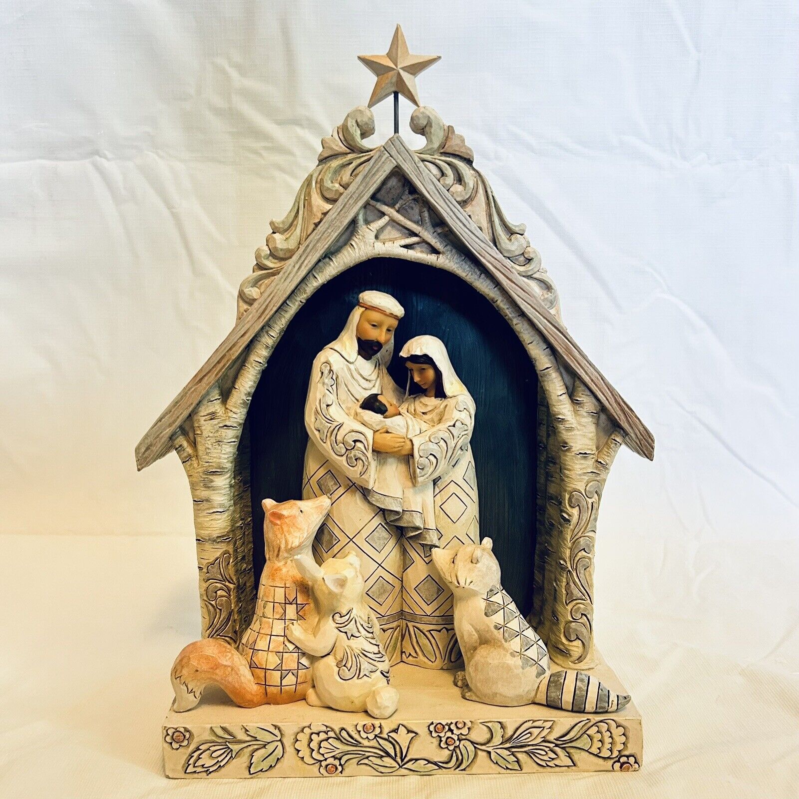 Jim Shore,Enesco,White Woodland Lighted Nativity, A King for All Creatures,2018