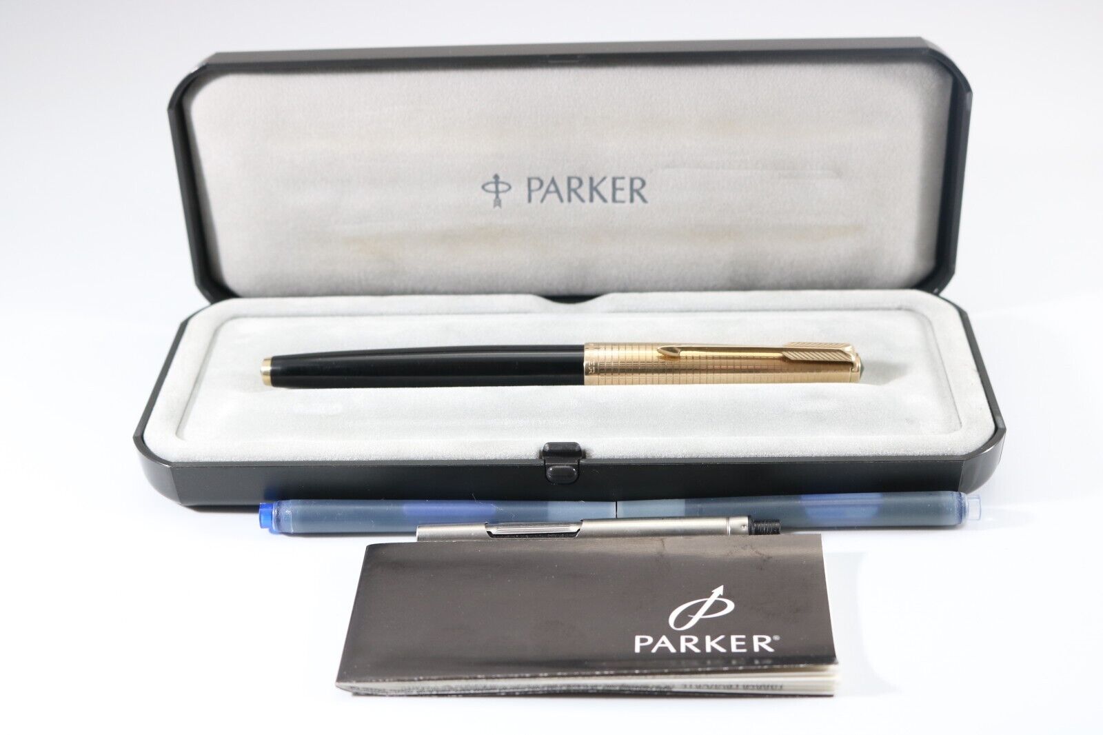Vintage (c1969) Parker 65 Black Medium Fountain Pen & Consort Cap, GT
