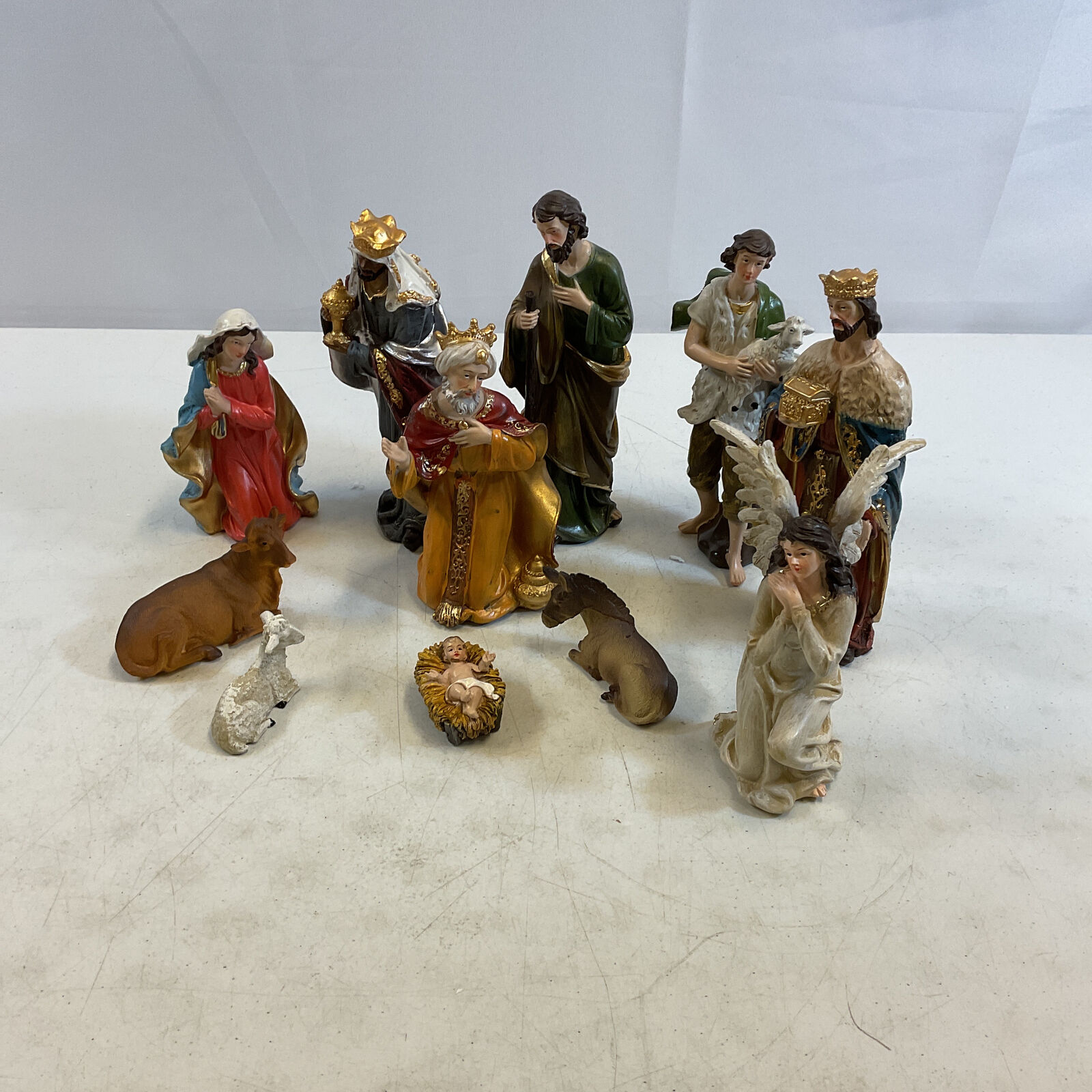 Zayton Multicolor Figurines Jesus Manger Christmas Indoor Nativity Set 11 Piece