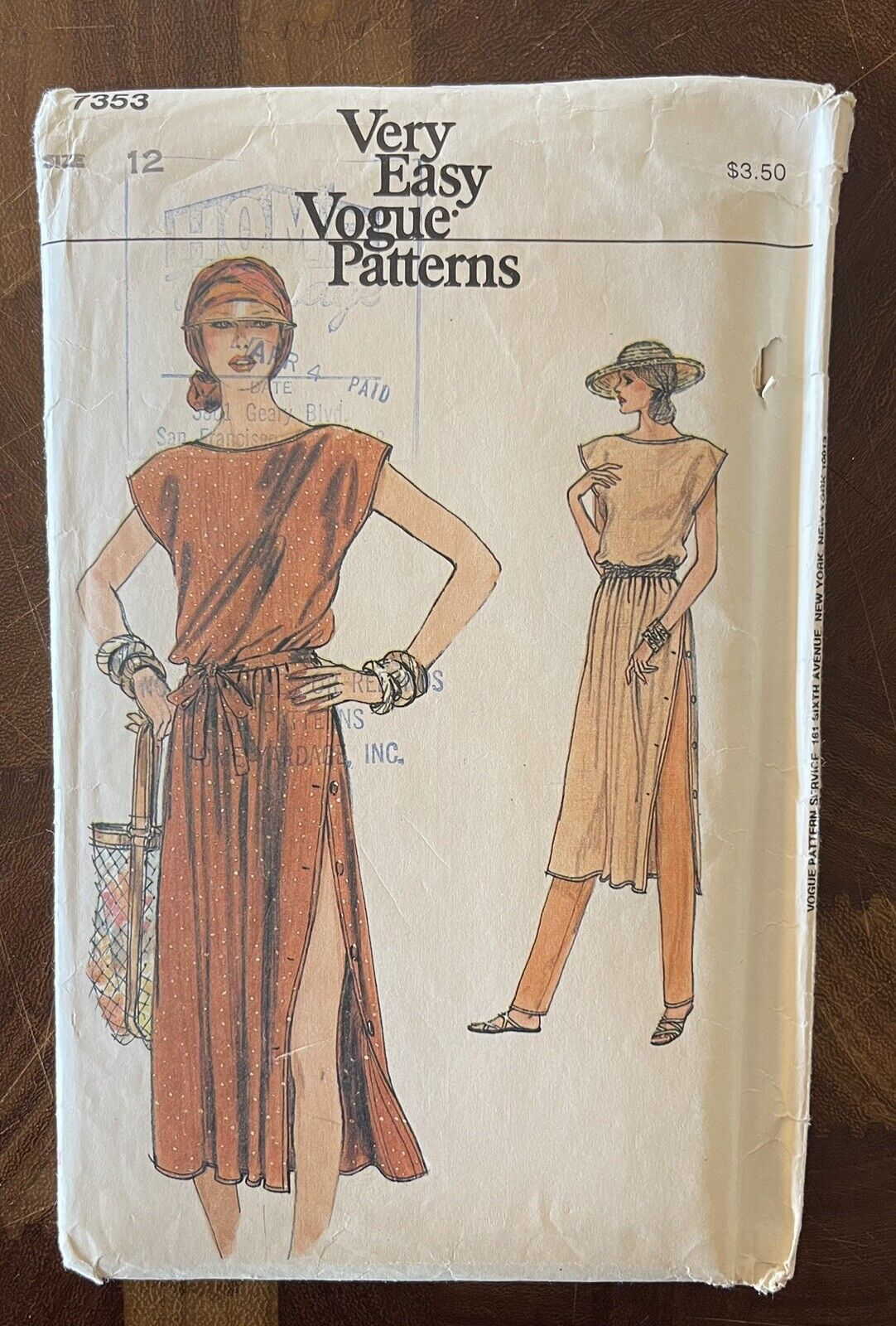 Vintage UNCUT 1970s Very Easy Very Vogue Sewing Pattern 7353