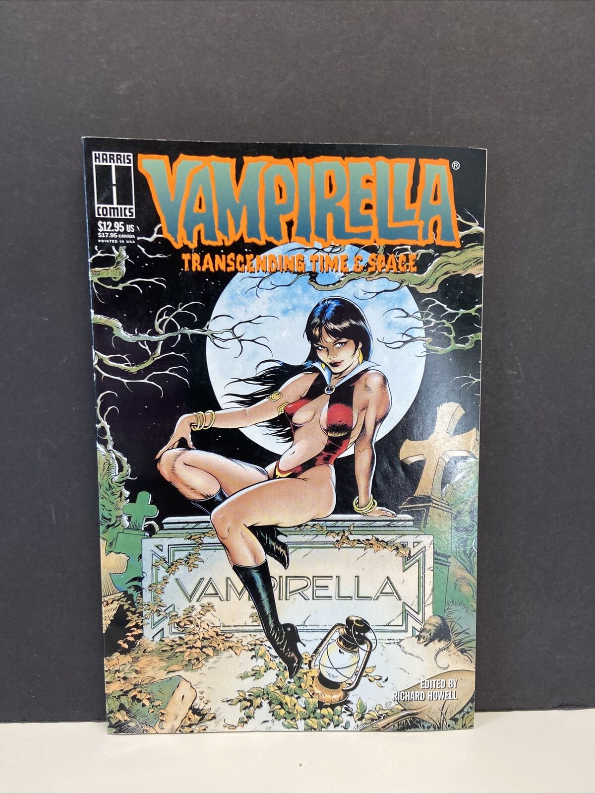 VAMPIRELLA: TRANSCENDING TIME & SPACE # 1 (HARRIS COMICS, JAN 1995)