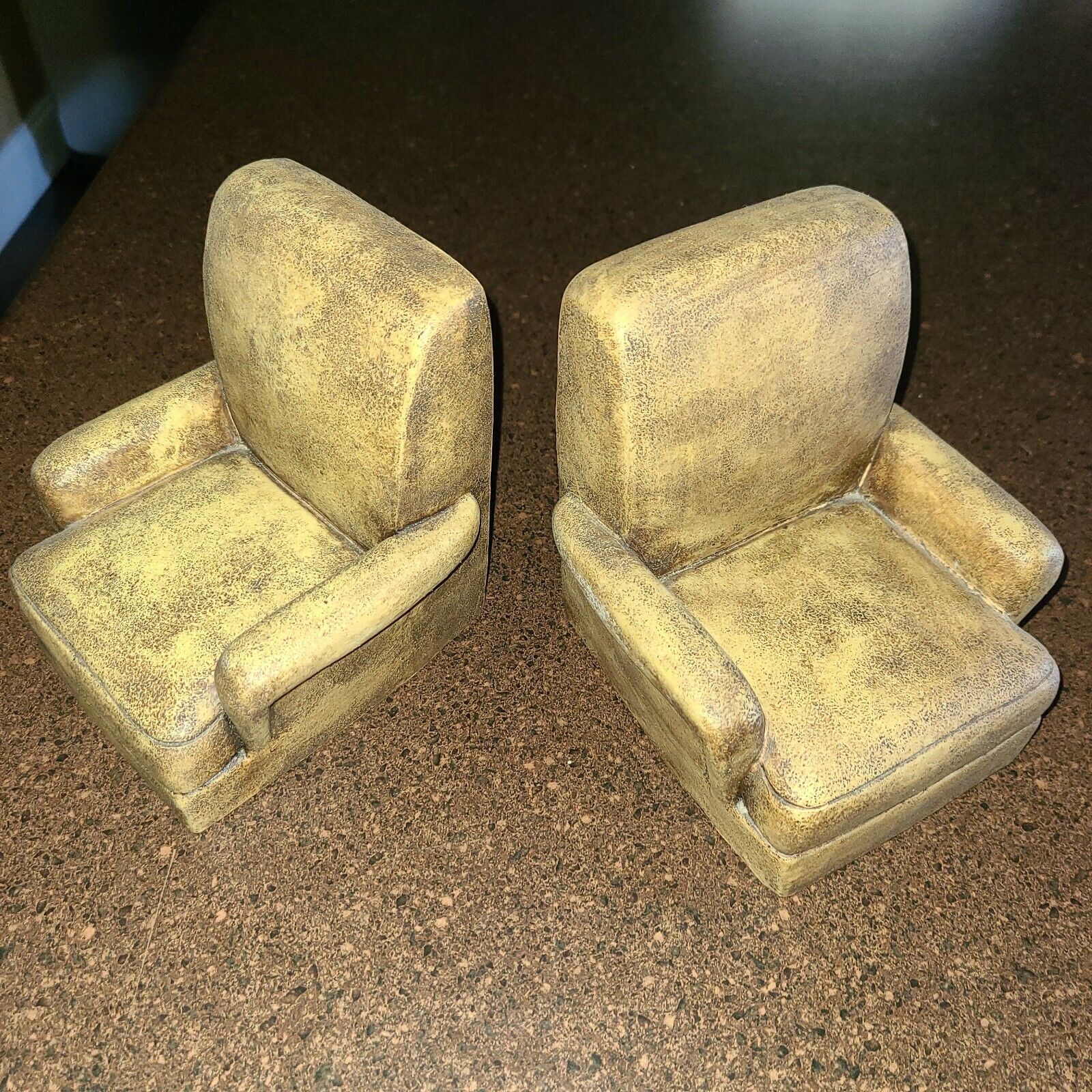 Pair of resin armchair bookends novelty library books home decor