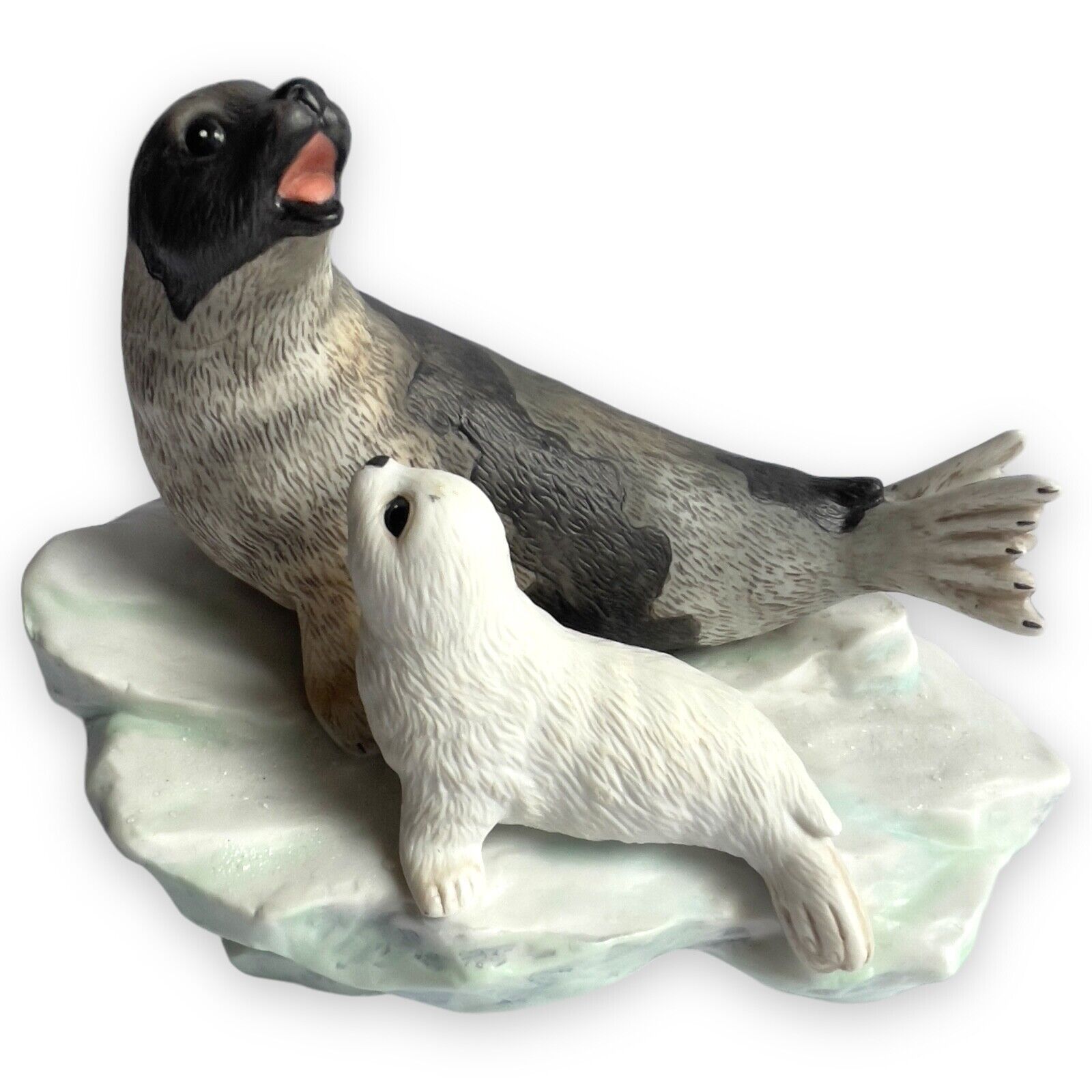 MARURI USA POLAR EXPEDITION PORCELAIN HARP SEALS MOTHER AND CHILD P9007 IN BOX