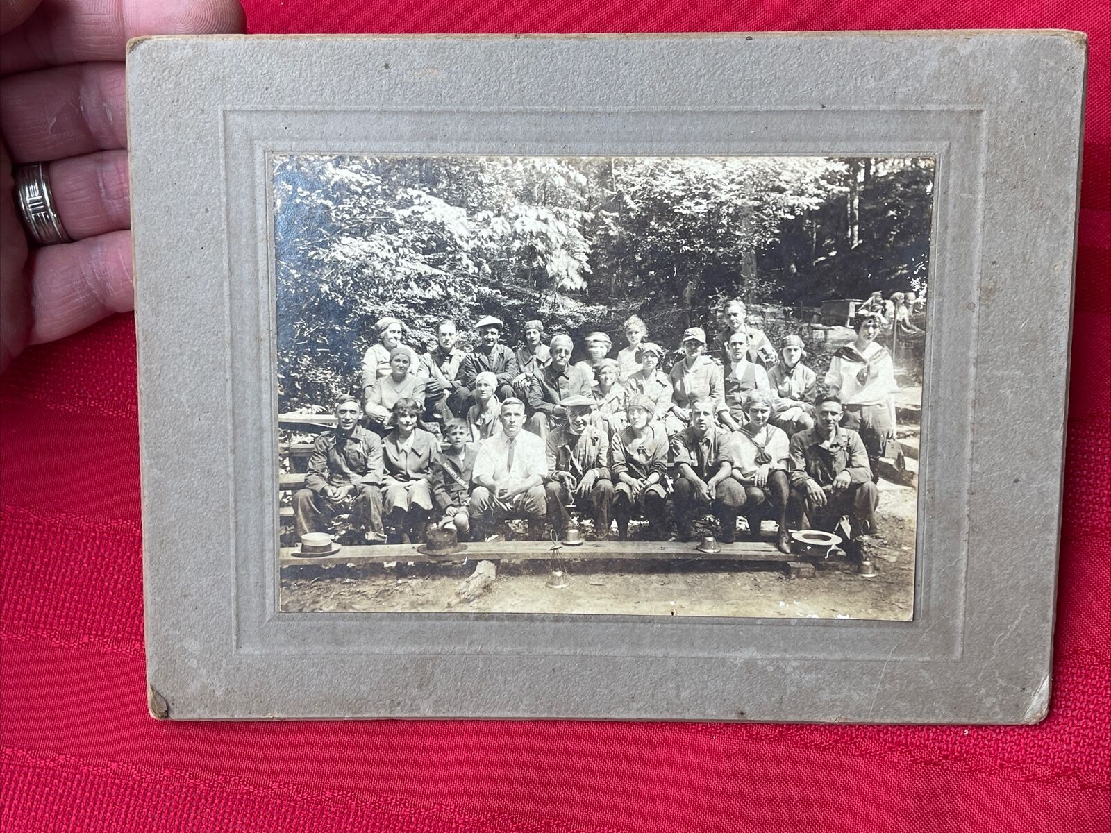 Rare Early 1900s Cabinet Card Photograph of touring group Mammoth Cave Kentucky