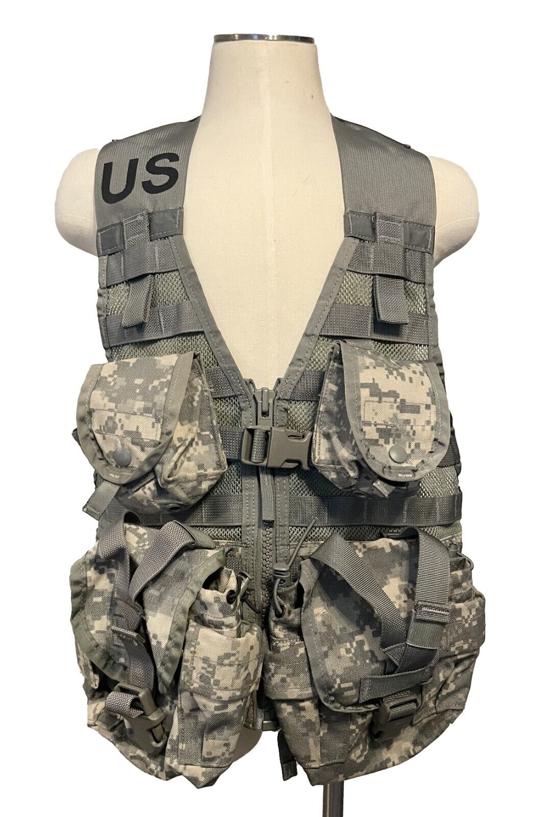 5pc. Fighting Load Carrier Vest w/ 4 MOLLE II Pouches ACU UCP US Army USGI VG