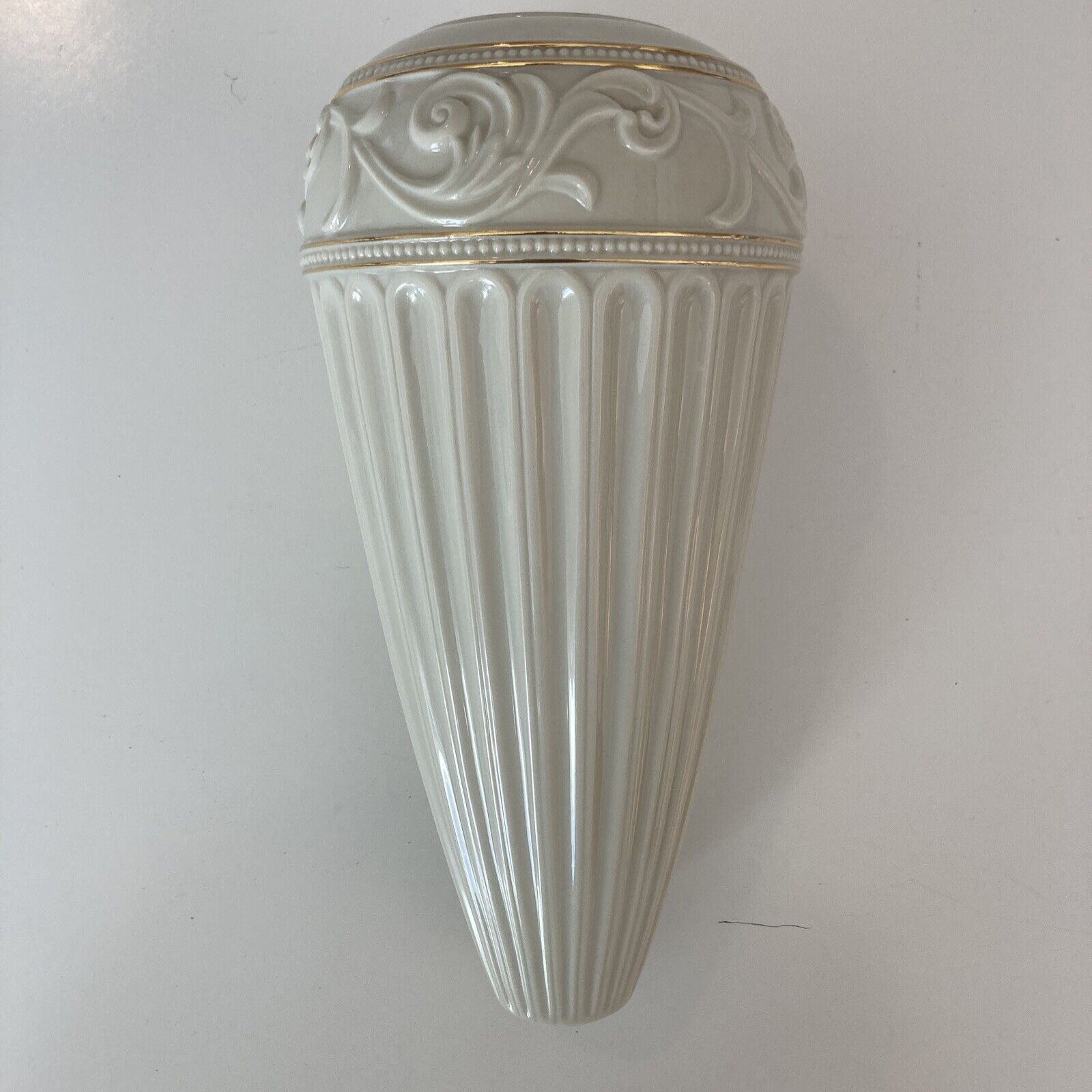 Lenox Lamp Porcelain Base for display or project