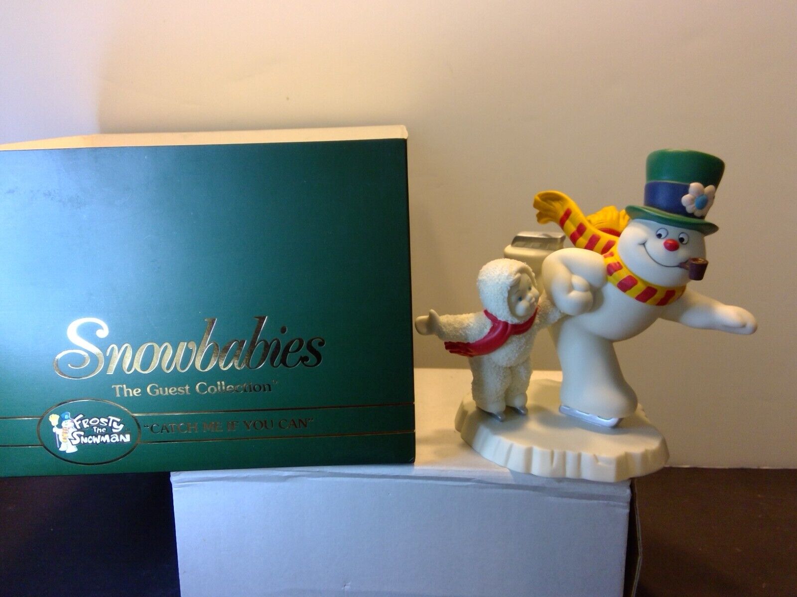 2001 Department Dept 56 Snowbabies Frosty the Snowman Catch me if you Can