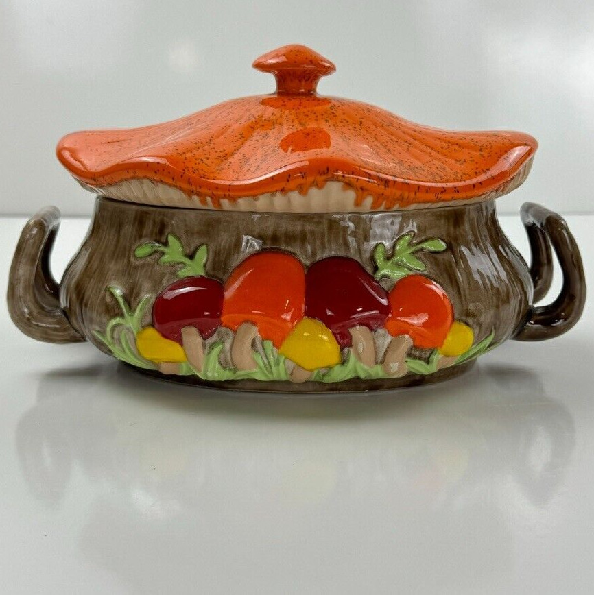 Arnel\'s Vintage Ceramic Hand Painted Mushroom Tureen Bowl With Lid Colorful