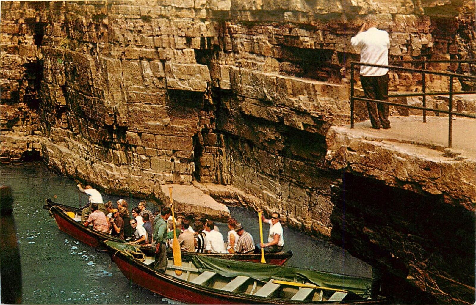 BOAT RIDE AUSABLE CHASM TABLE ROCK NEW YORK NY POSTCARD