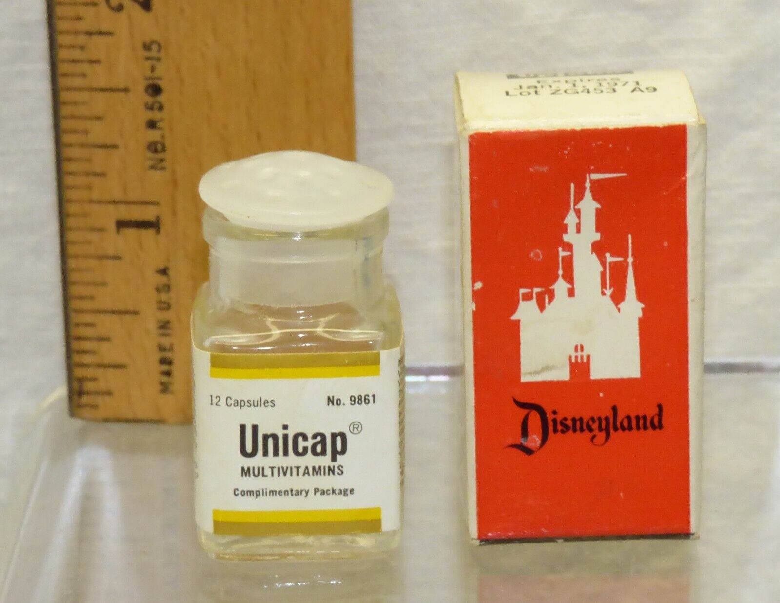 Vtg 1960s Disneyland Upjohn Unicap Vitamin Sample Bottle in Original Box Empty