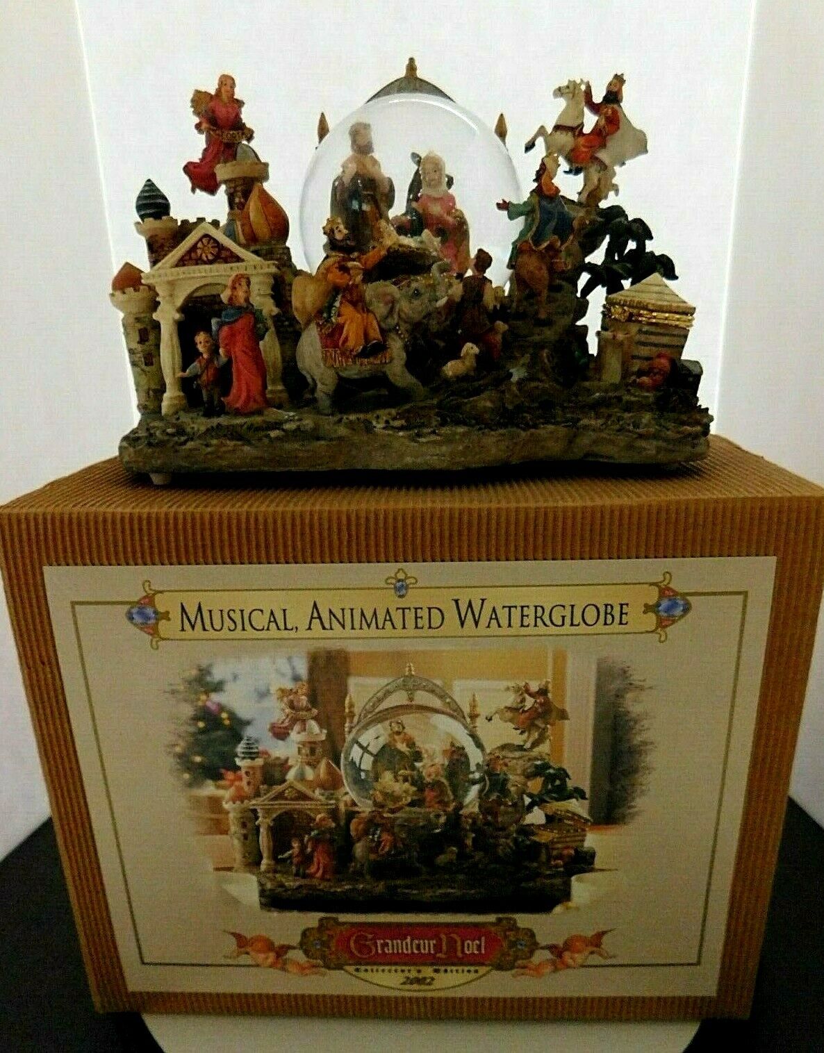 Rare 2002 Grandeur Noel Nativity Musical Animated Water Globe in Box