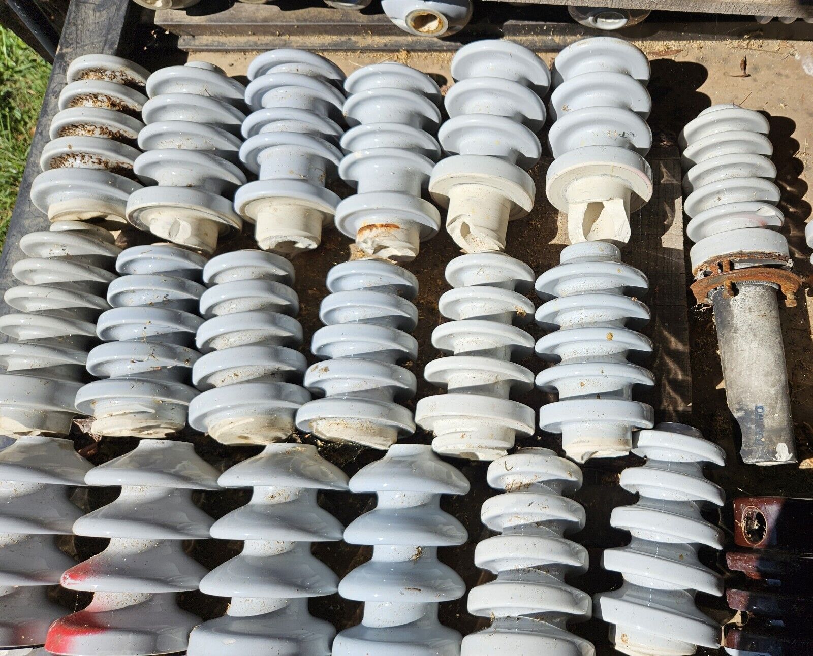 * Porcelain  High Voltage Electrical Insulators / Bushings. Grey 4 or 5 Fin.