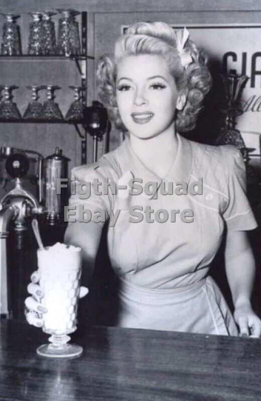 Picture Photo Drink Pinup female canteen worker 5941
