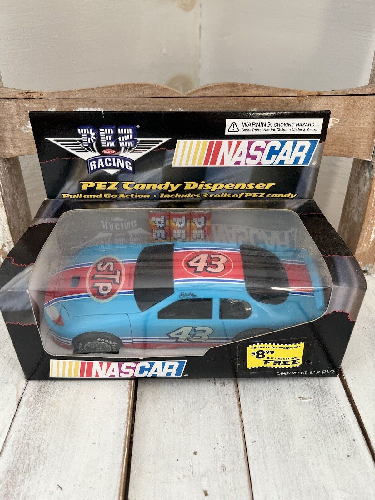 Richard Petty NASCAR Pez Dispenser NIB, Pez Racing Collectible